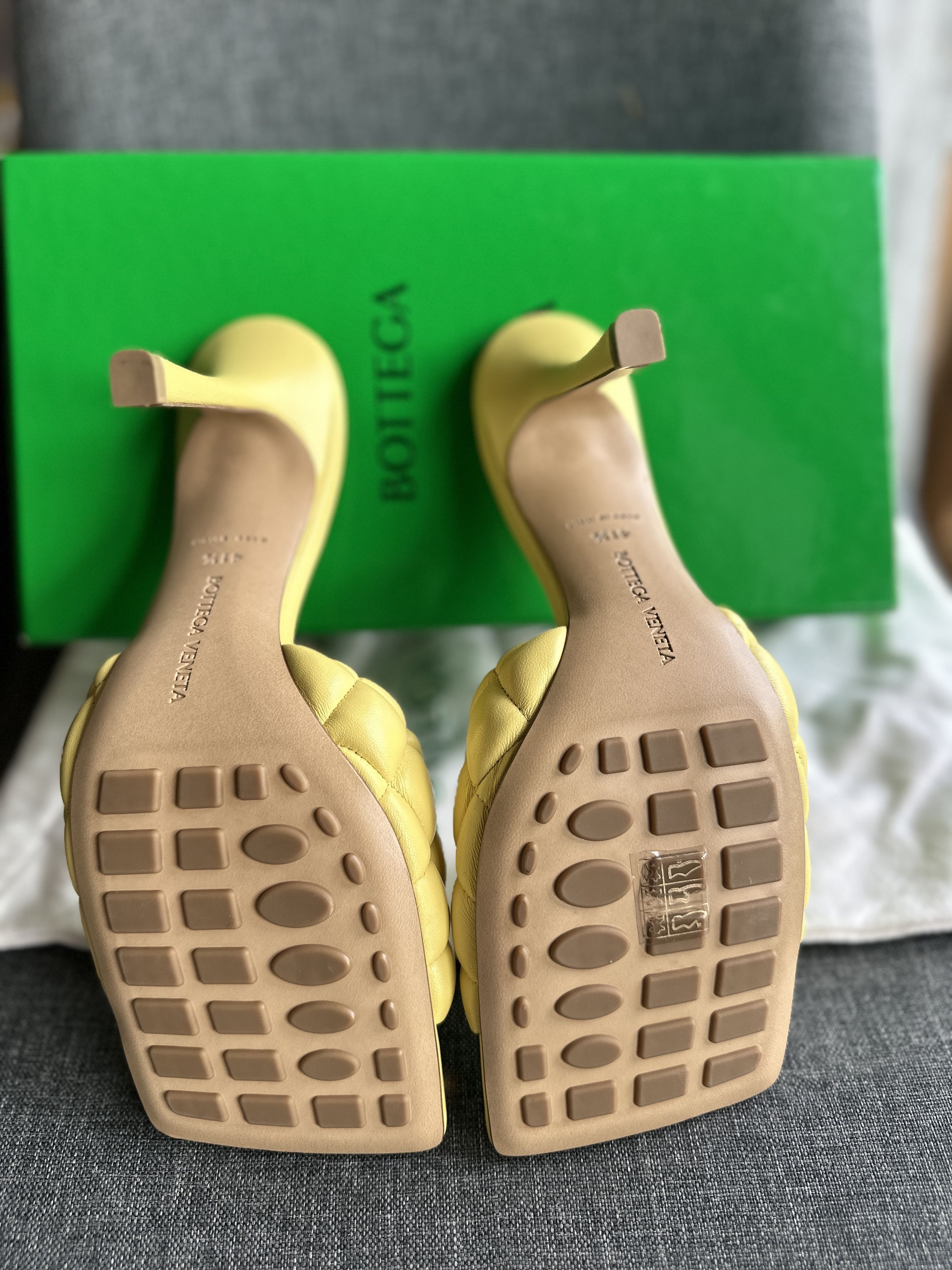 Bottega Veneta Bottega Veneta Quilted Mules in Light yellow Size US 11.5 / IT 41.5 - 3 Thumbnail