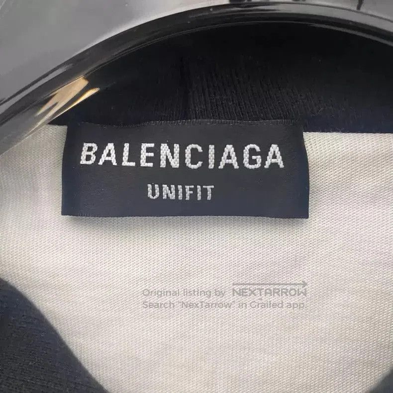 Balenciaga Balenciaga Distressed Logo Hoodie. Size US M / EU 48-50 / 2 - 3 Thumbnail