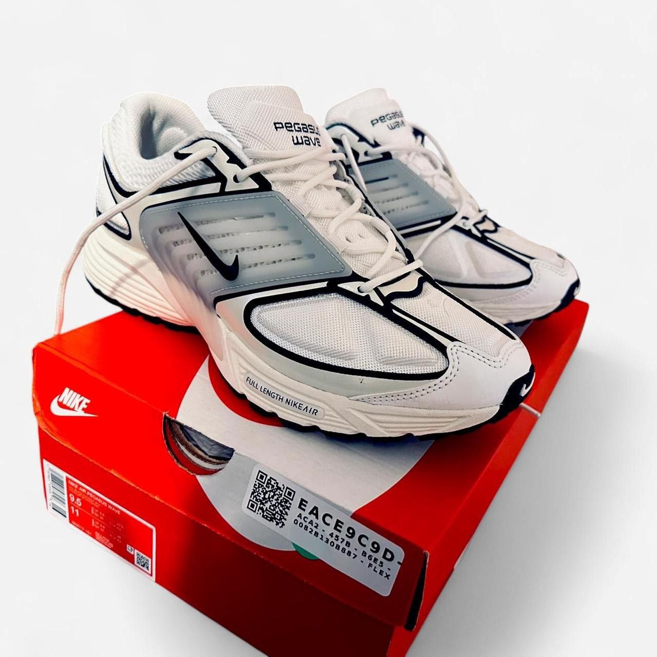 Nike Nike Air Pegasus Wave: Sail Coconut Milk Size US 9.5 / EU 42-43 - 2 Thumbnail