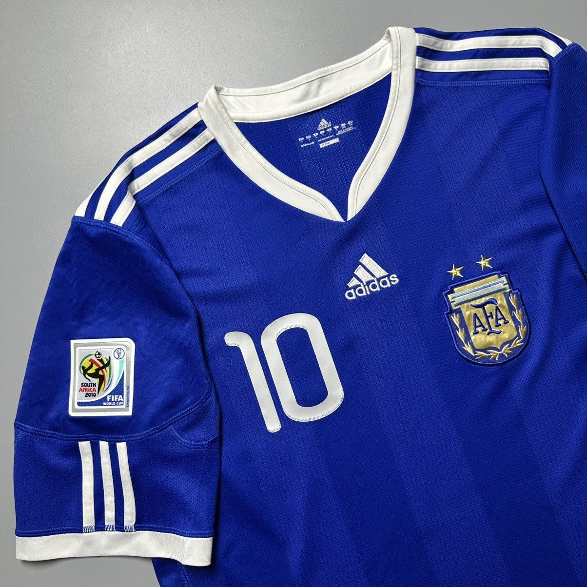 Adidas ARGENTINA ADIDAS 2010 WORLD CUP SOCCER AWAY JERSEY #10 MESSI Size US L / EU 52-54 / 3 - 4 Thumbnail
