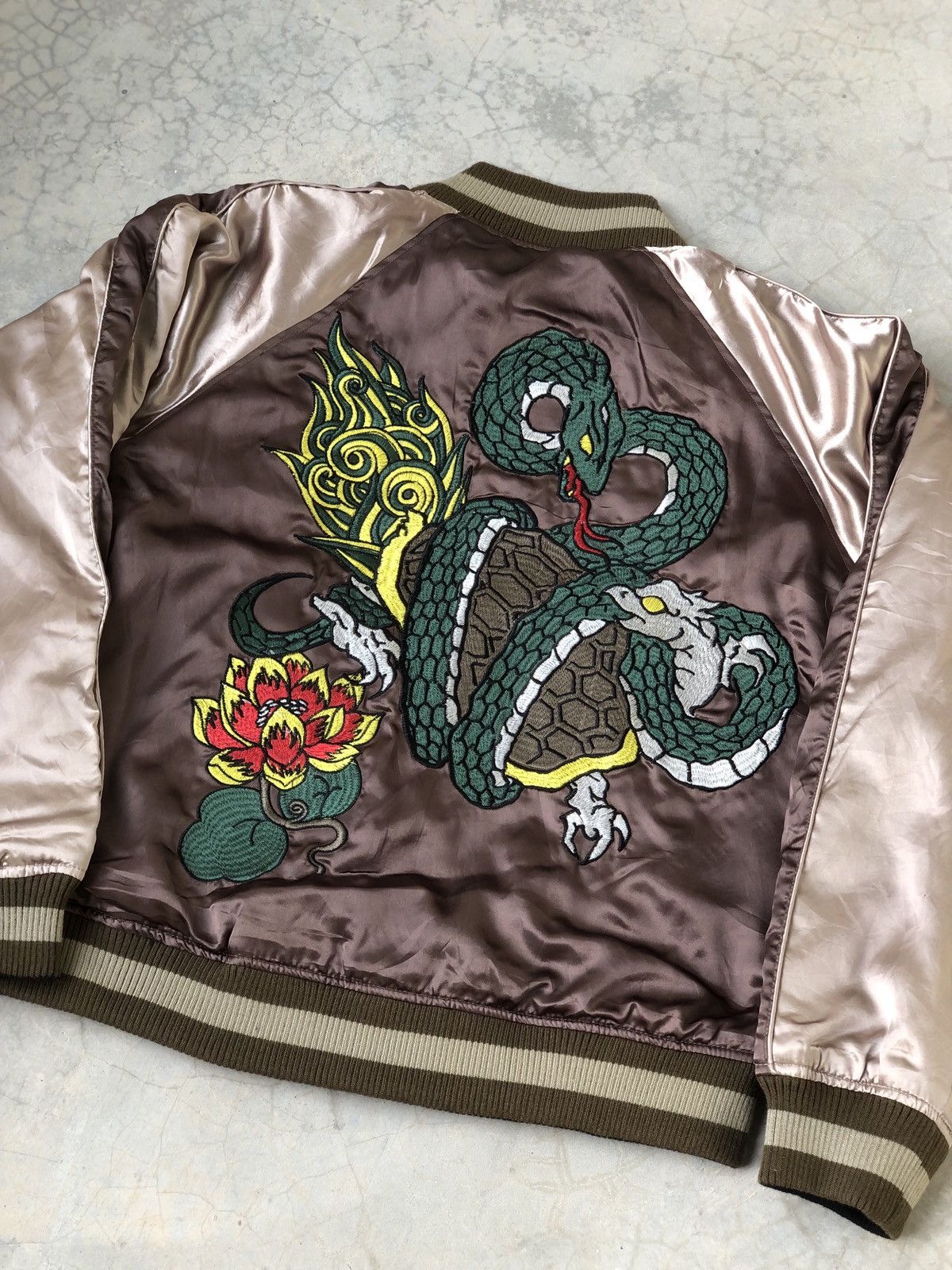 If Six Was Nine RARE VINTAGE REVERSIBLE GUMU SUKAJAN SNAKE DRAGON JACKET Size US S / EU 44-46 / 1 - 1 Thumbnail