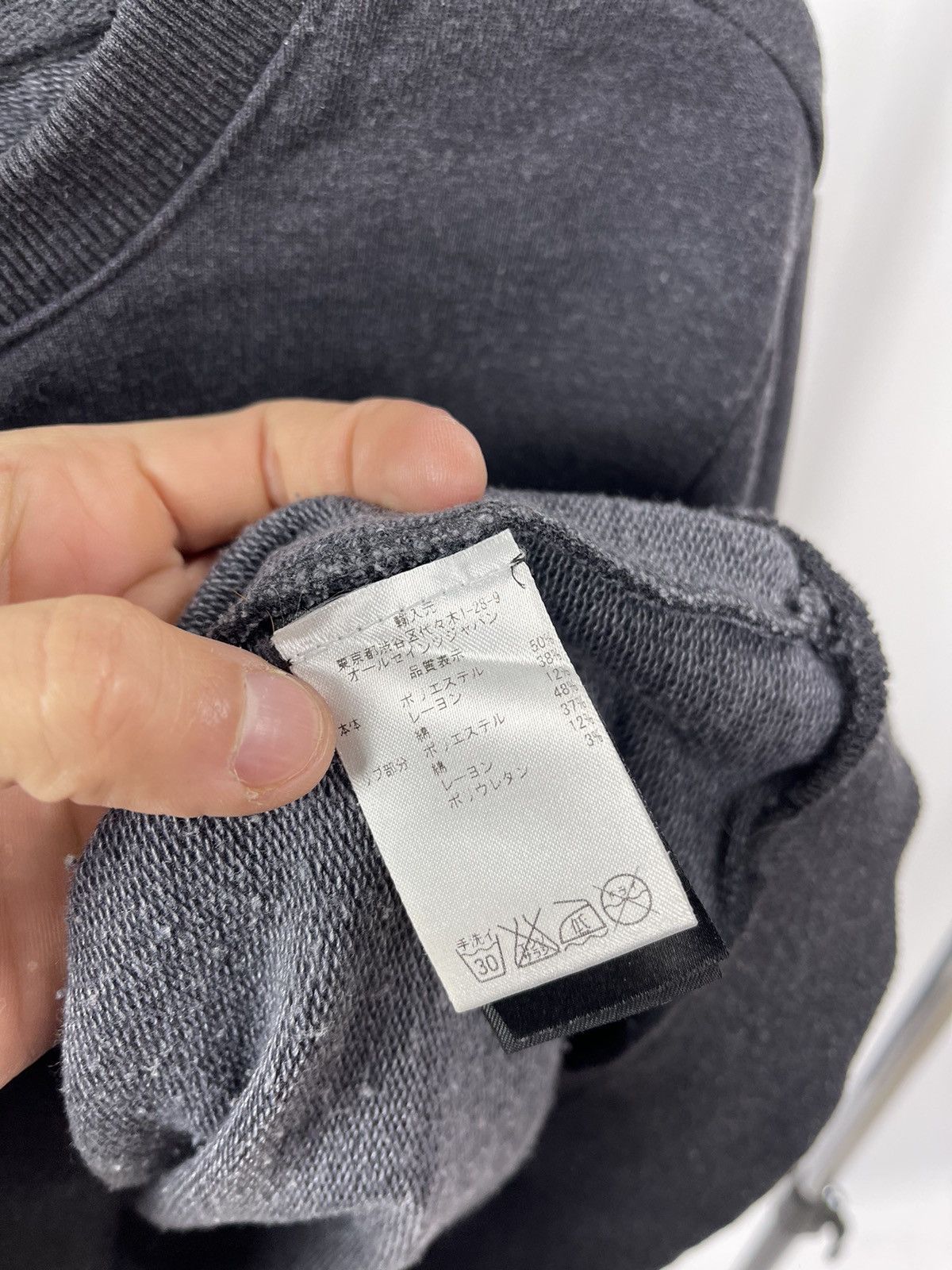 Allsaints AllSaints Sweatshirt Womens Size Small Gray Pullover Flowers Size S / US 4 / IT 40 - 5 Thumbnail