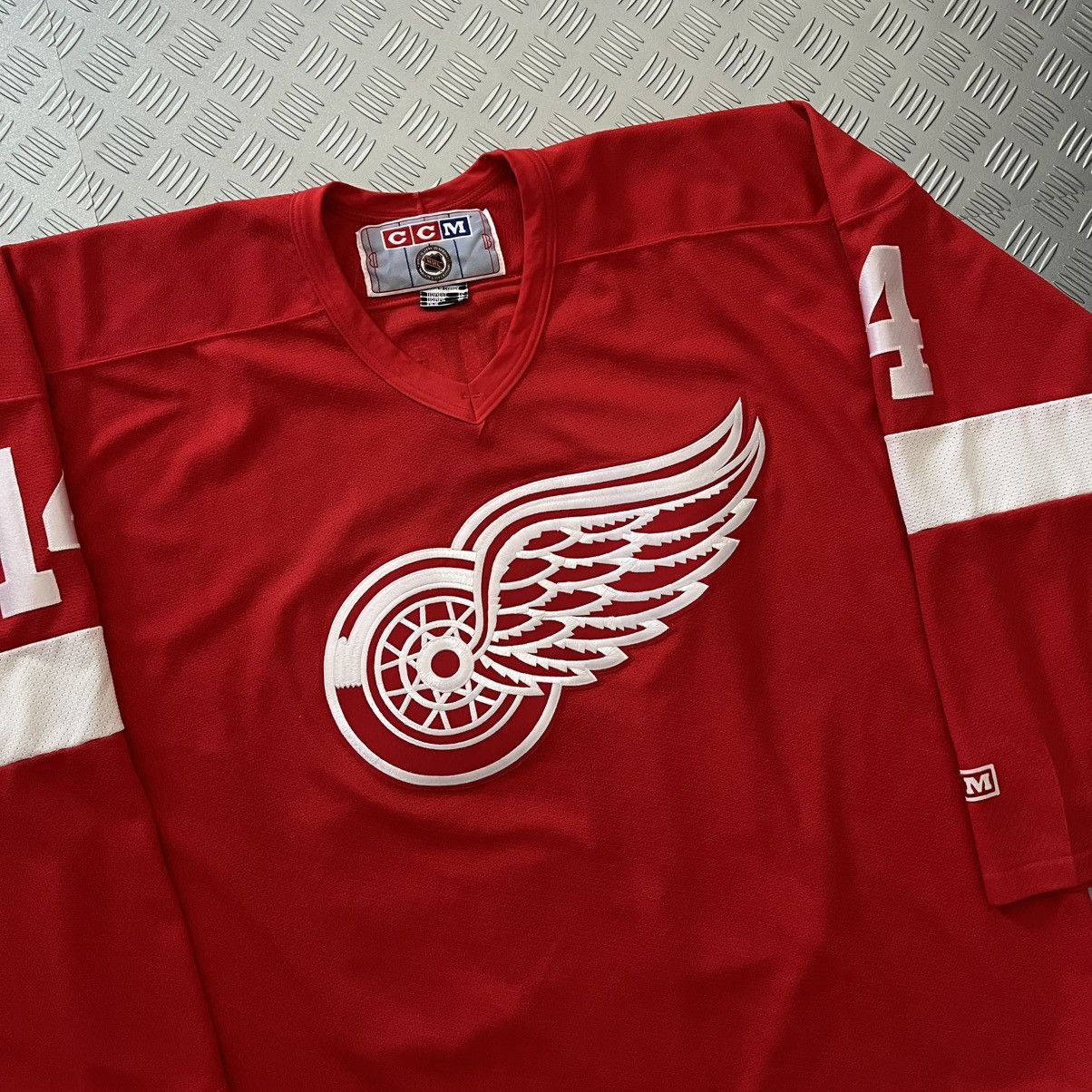 Ccm × NHL VintageCCM Detroit RedWings#14 Brendan Shanahan HockeyJersey Size US L / EU 52-54 / 3 - 5 Thumbnail