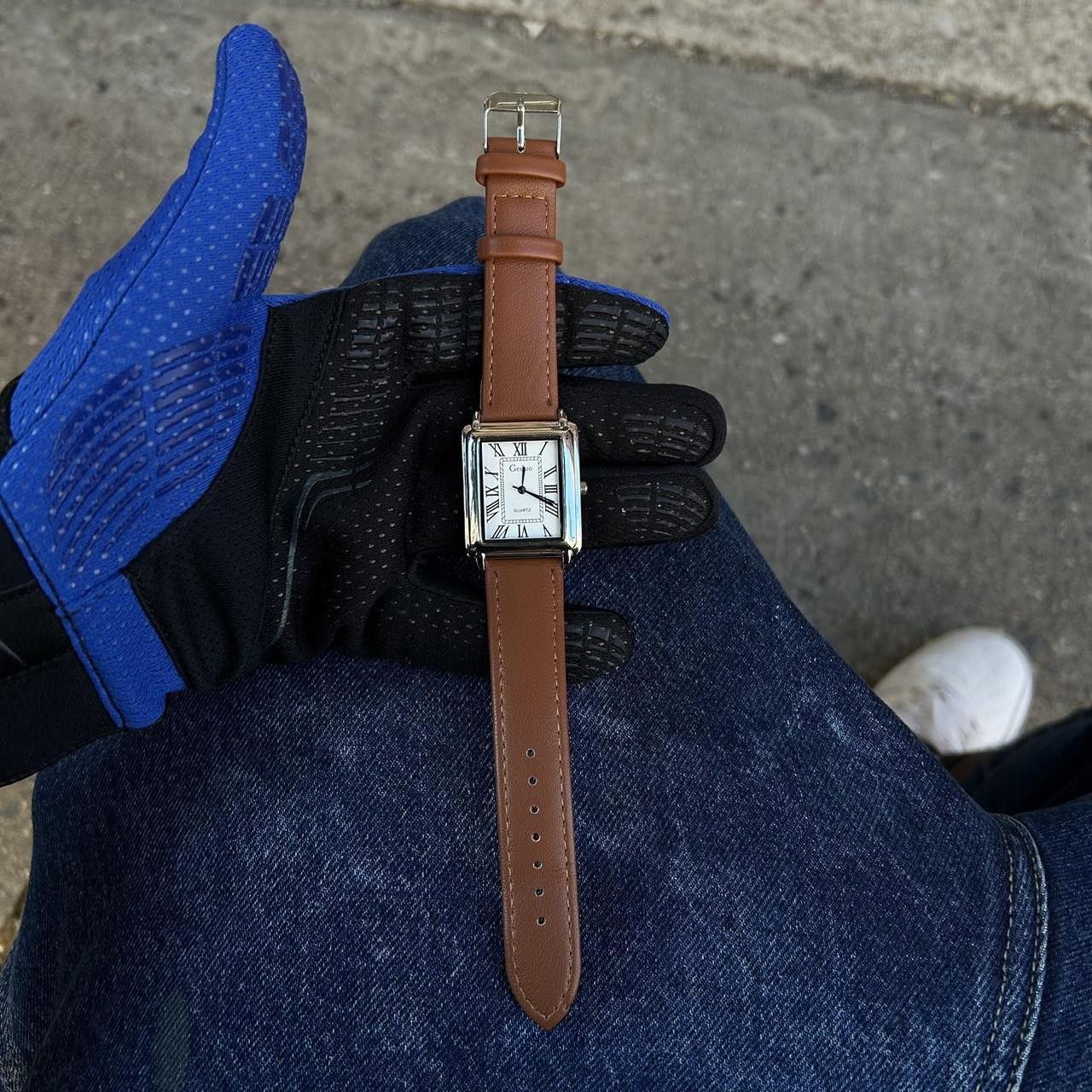 Japanese Brand × Vintage Vintage 2000s Style Rectangular Quartz “Tank” Leather Watch Size ONE SIZE - 4 Thumbnail