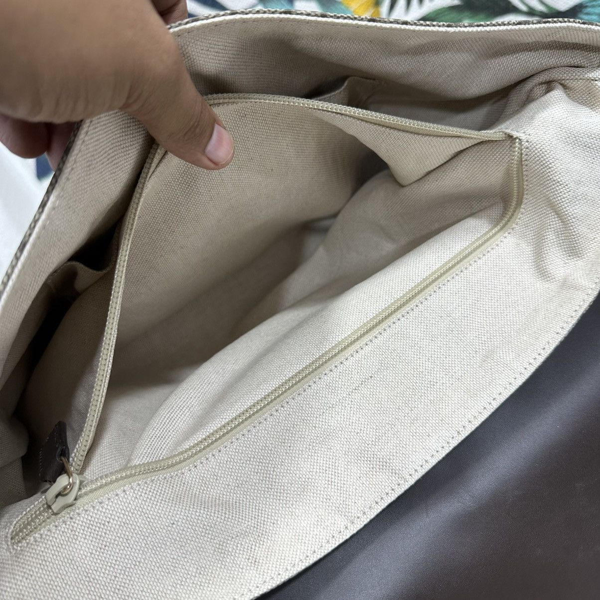 Gucci Authentic GUCCI GG Supreme Messenger Bag Size ONE SIZE - 18 Thumbnail