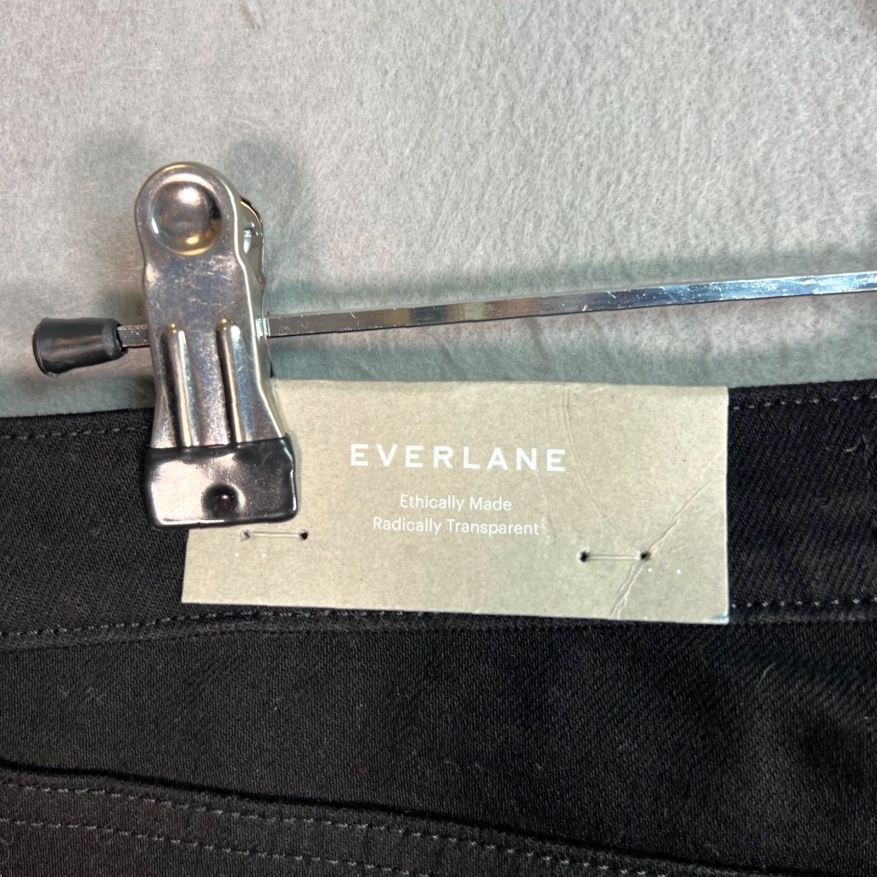 Everlane Everlane Uniform Mens Jeans 29 Relaxed Straight Fit Black Organic Cotton Blend Denim 5-Pocket Mens Size US 29 - 5 Thumbnail
