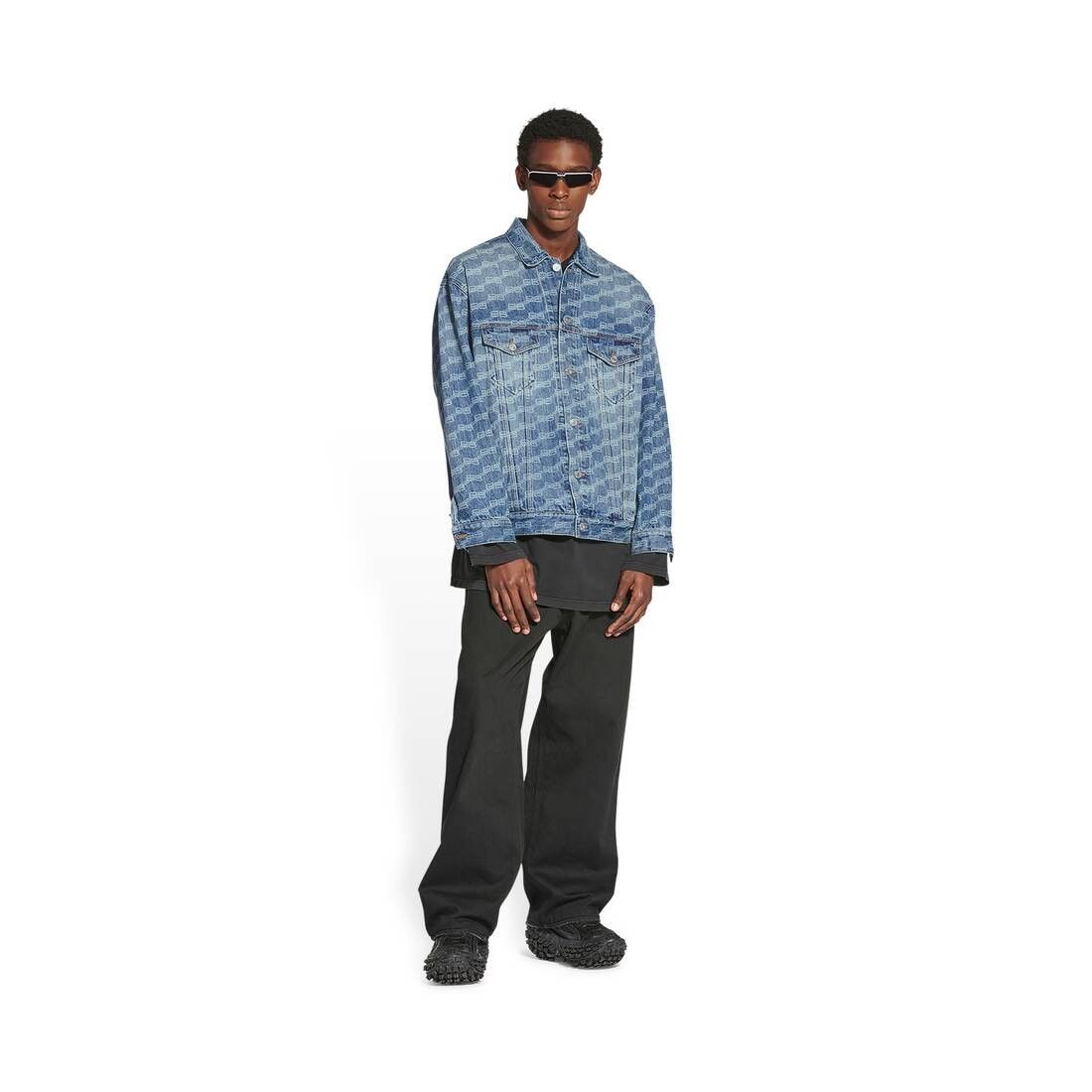 Balenciaga o1bcso1str0125 BB Monogram Large Fit Jacket in Blue Size US S / EU 44-46 / 1 - 2 Thumbnail