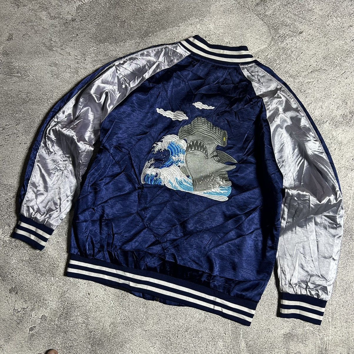 Japanese Brand Vintage Bombers Jacket Sukajan BANMABAO Size US L / EU 52-54 / 3 - 1 Thumbnail