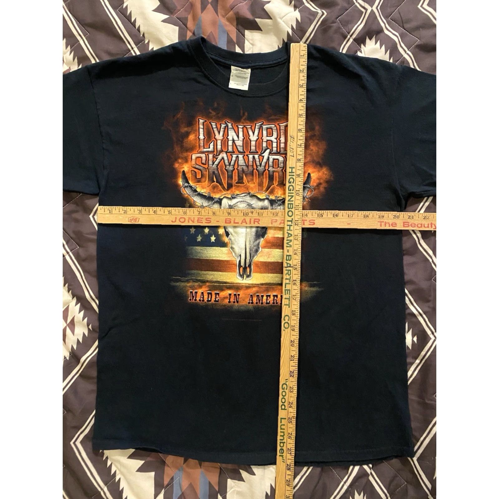 Gildan Lynyrd Skynyrd T-Shirt Concert Rock Black L Large Flames Made In America 2013 Mens Shirt Gildan Cotton Crew Neck Short Sleeve Band Music Size US L / EU 52-54 / 3 - 4 Thumbnail
