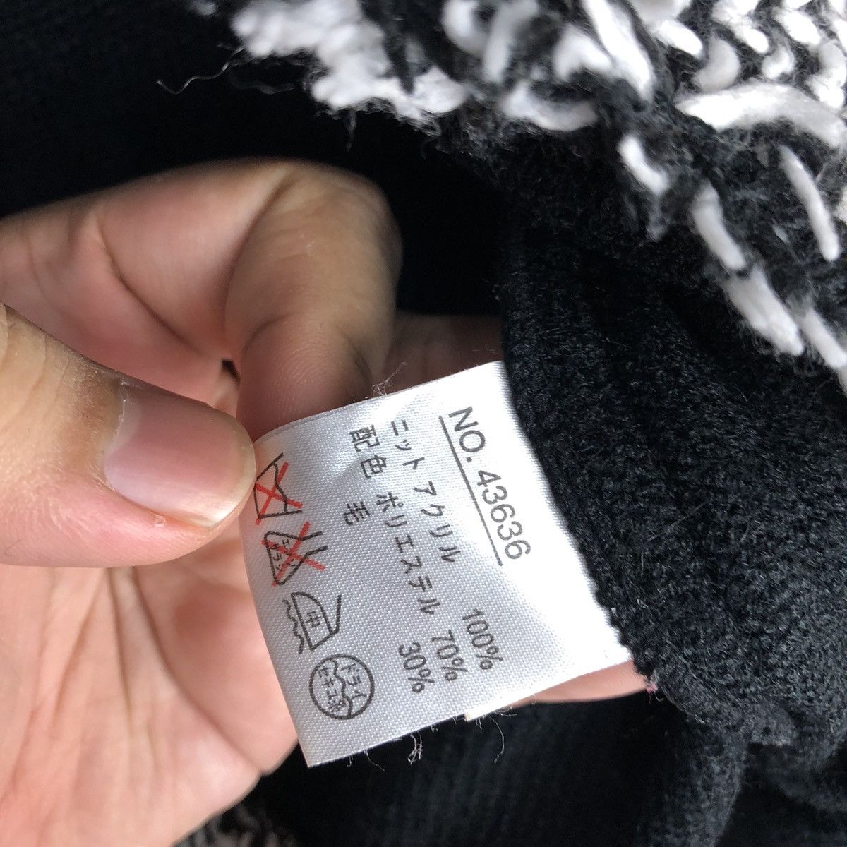 DL Coup De Poing Black Cardigan Knitwear #C578
