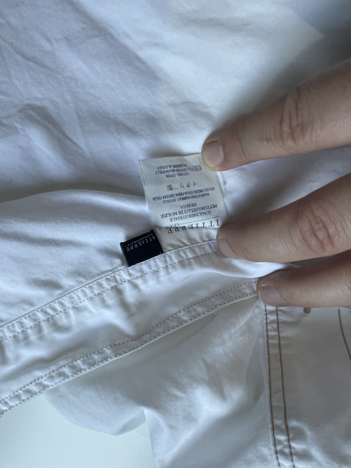 Versace Jeans Couture 90s Versace Jeans Couture white boxy fit shirt Size US XL / EU 56 / 4 - 3 Thumbnail