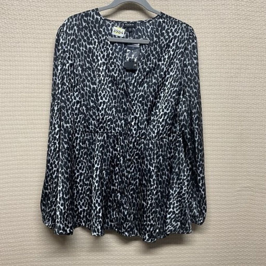 Torrid NWT Torrid Peplum Satin Long Slv. ButtonFront Blouse Women 1 Size ONE SIZE - 1 Thumbnail