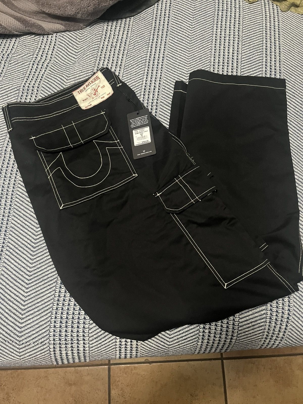 True Religion *NWT* True religion cargo pants Size US 42 / EU 58 - 1 Thumbnail