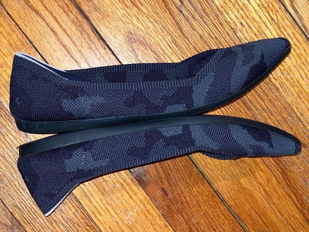 Rothy's Rothy's The Point Black flat w/ White Halo size 8.5 Size US 8.5 / IT 38.5 - 5 Thumbnail