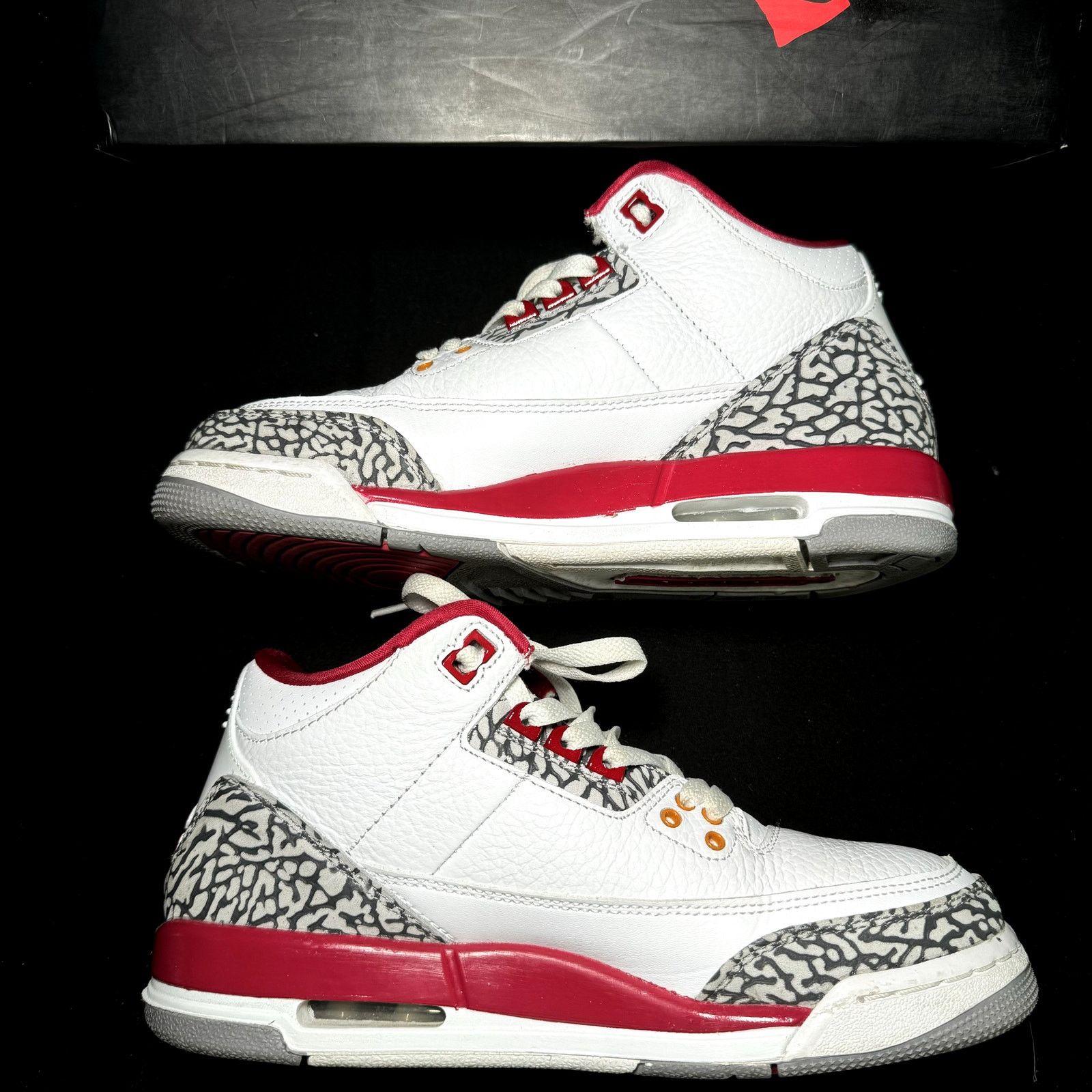Jordan Brand × Nike Size 7 - Air Jordan 3 Retro GS Cardinal Red 2022 Men's Shoes Size US 7 / EU 40 - 2 Thumbnail