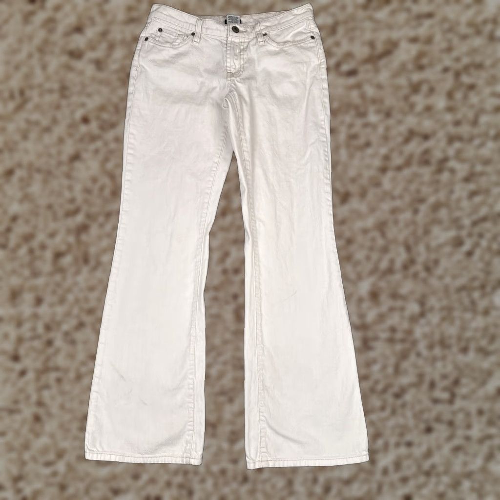 Mossimo Mossimo Jeans Womens 4 White Mid Rise Straight Embroidered Denim 28x31 Regular Stretch 5-Pocket Cotton Blend Spandex 90s Vintage: No Size 27" / US 4 / IT 40 - 1 Thumbnail