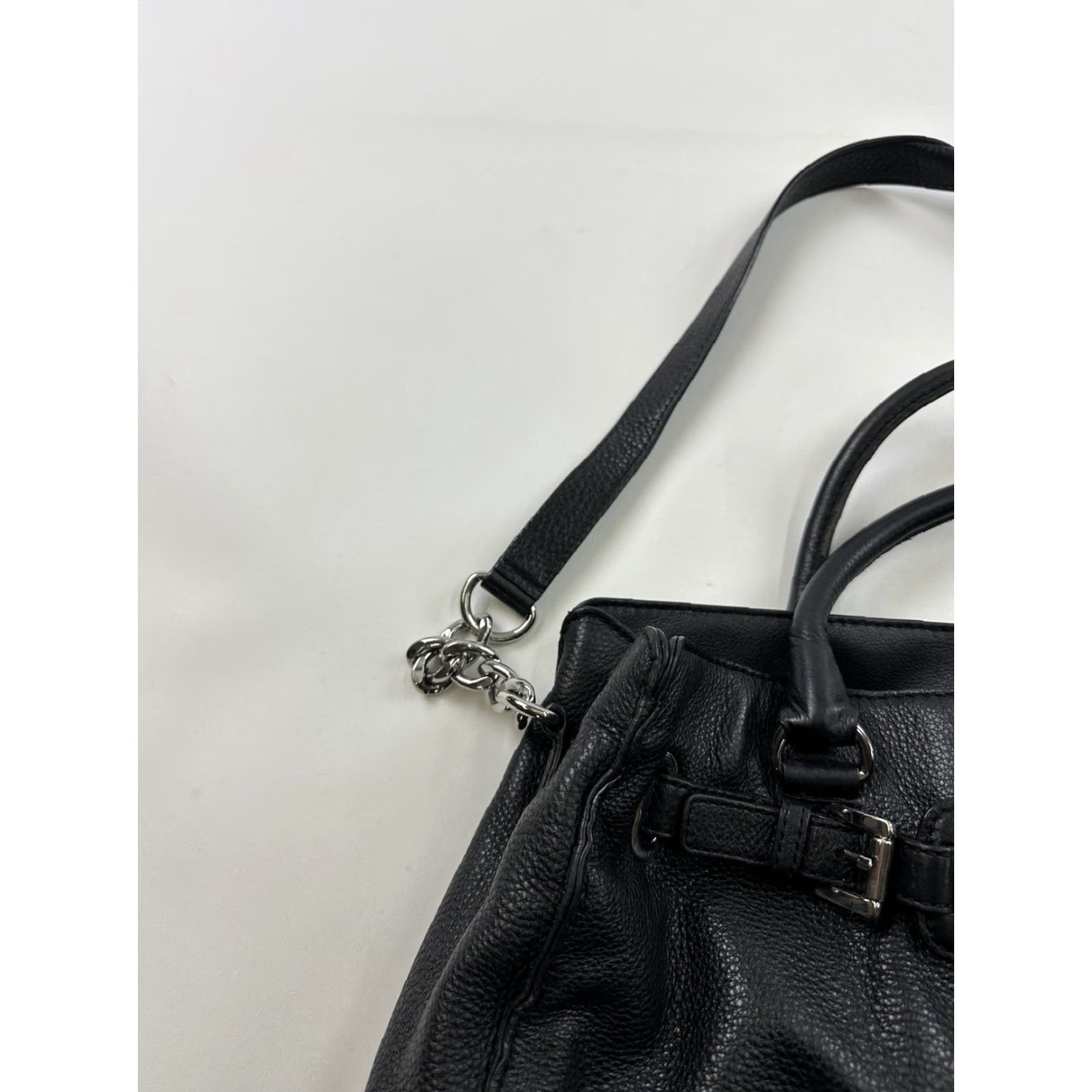 Michael Kors Michael Kors Purse Black Leather Shoulder Bag Chain Strap Women Medium Front Size ONE SIZE - 4 Thumbnail