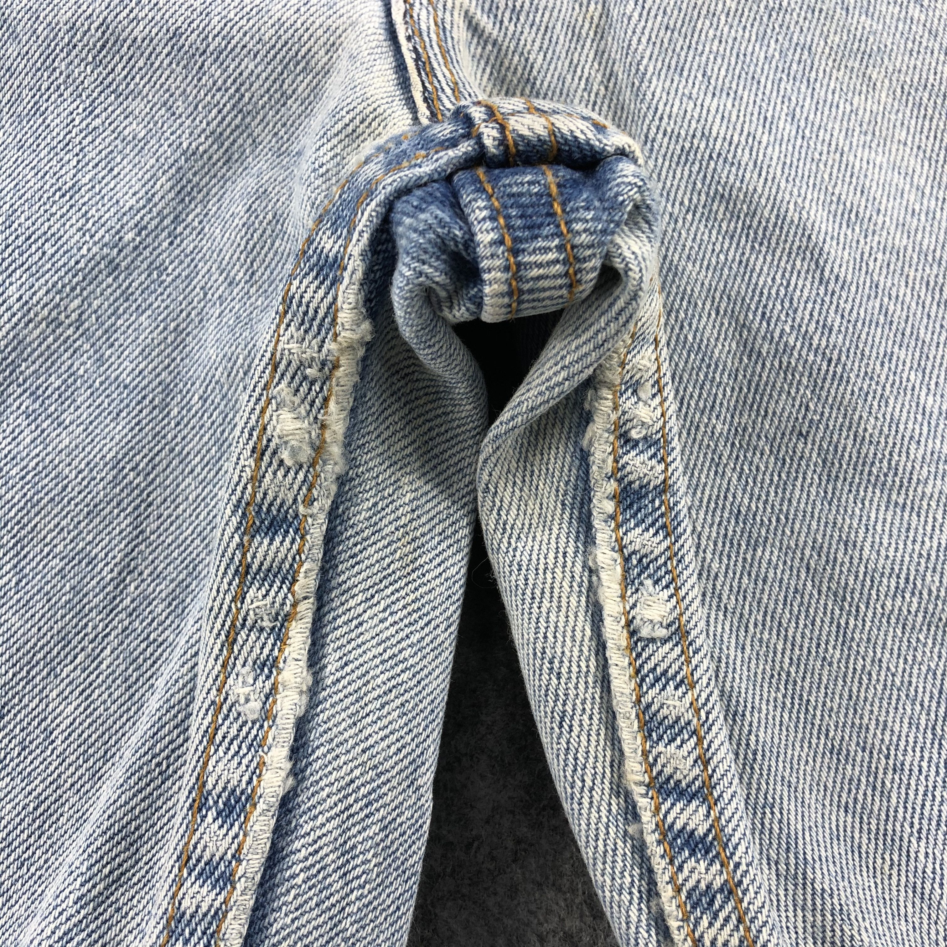 Levi's 90s Vintage Blue Wash Levis 550 Jeans-J1465 Size US 34 / EU 50 - 9 Thumbnail