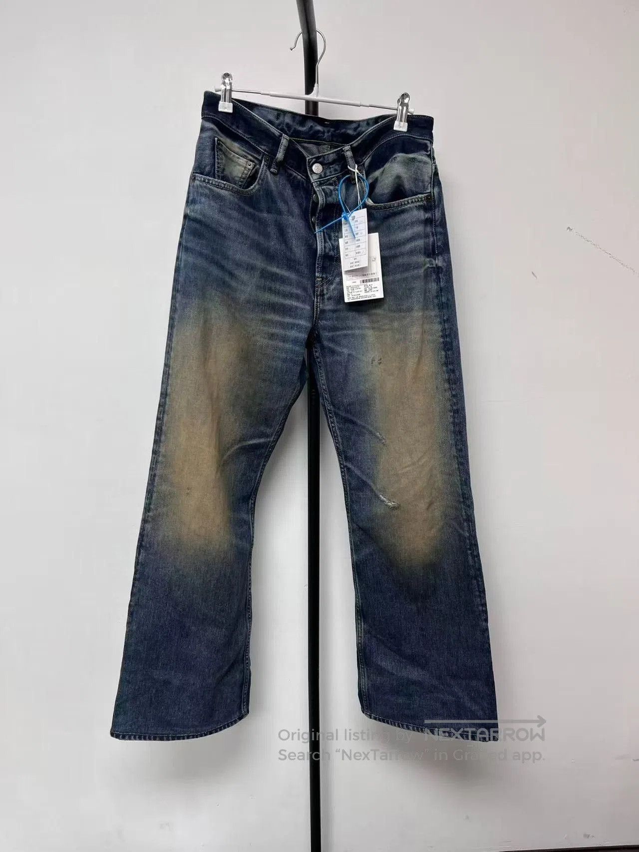 Acne Studios Acne Contrast Vintage Washed High-Waist Jeans. Size 30" / US 8 / IT 44 - 1 Thumbnail