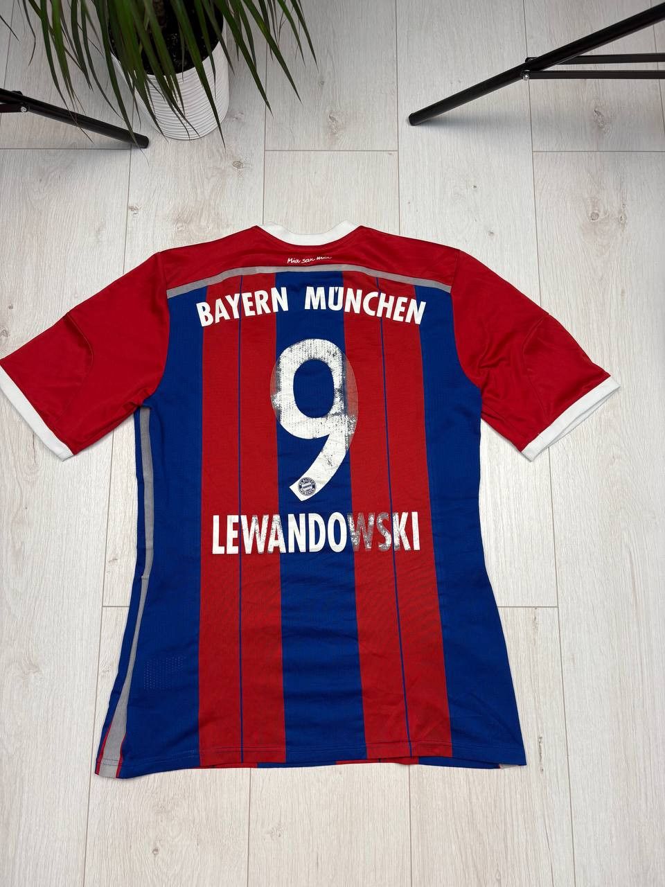 Adidas Bayern Munchen #9 Lewandowski Soccer jersey Size US M / EU 48-50 / 2 - 7 Thumbnail