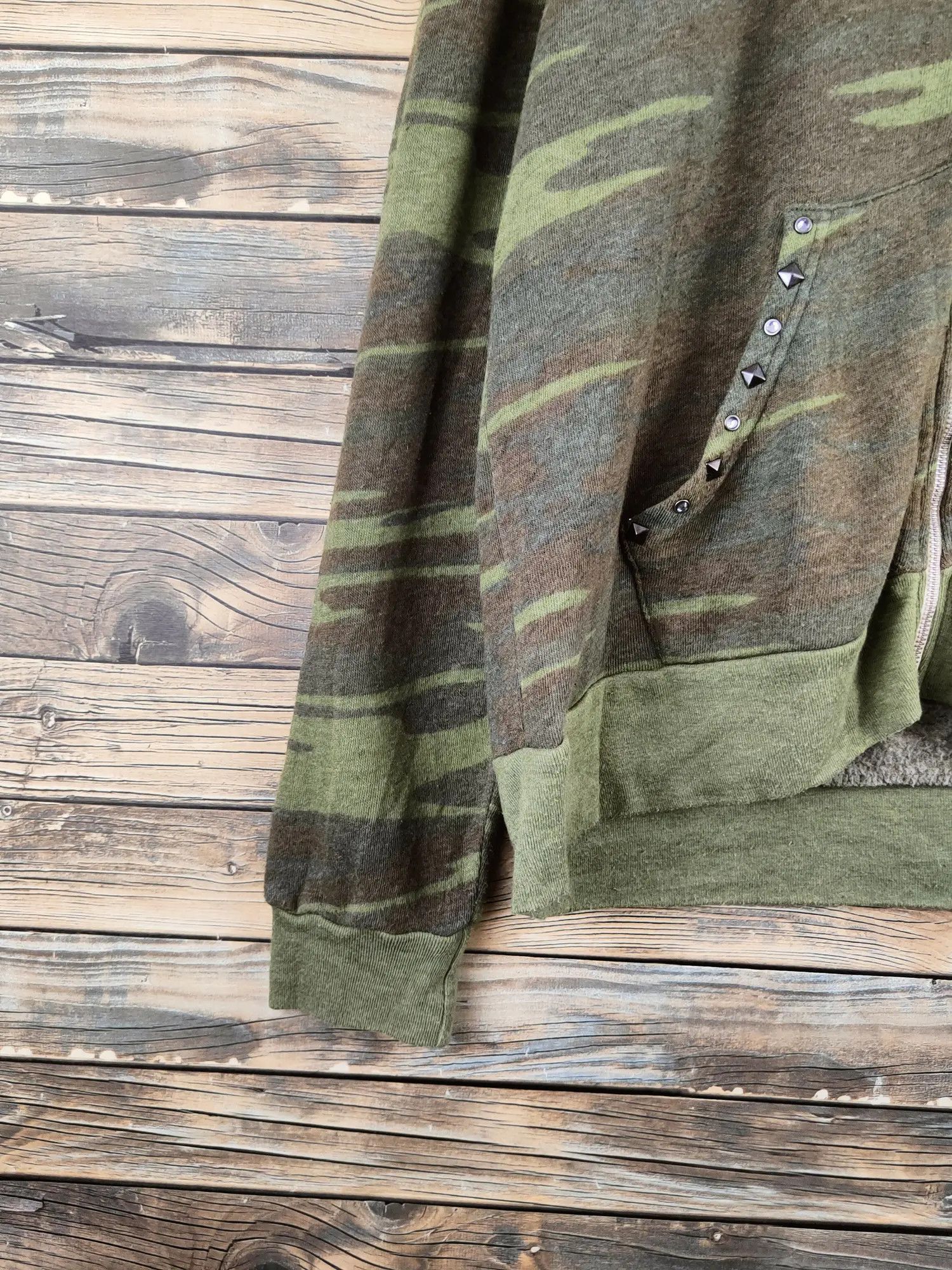 Skull Jeans by an Alchemist DL Camo Skull Arny Green Hoodie Sweaters #46-855 Size US XL / EU 56 / 4 - 10 Thumbnail