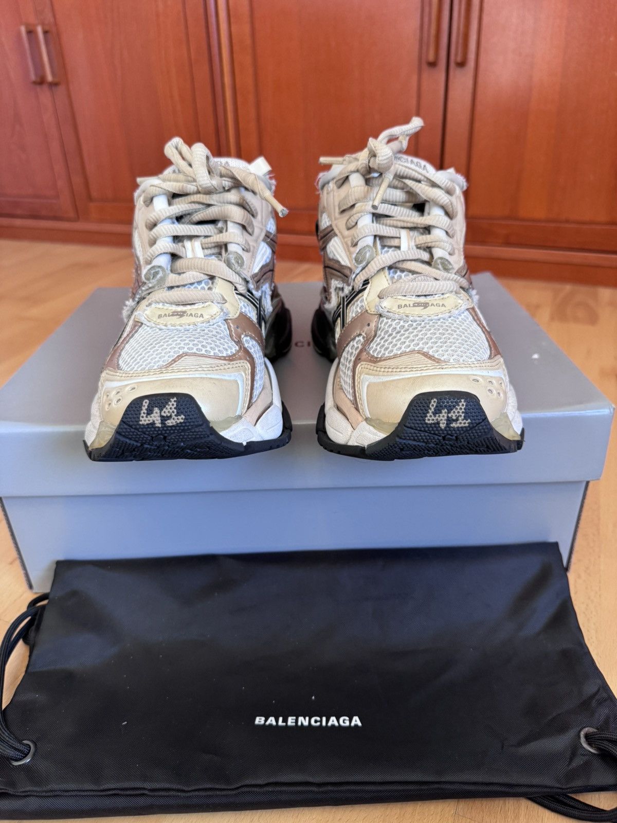 Balenciaga Balenciaga Runner Beige Size US 8 / EU 41 - 6 Thumbnail