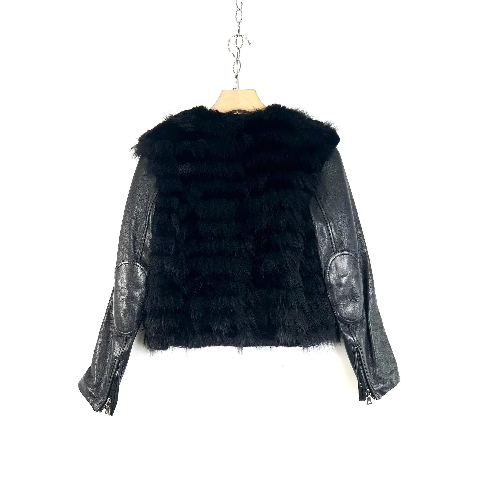 Prada High-end look! Prada black fur coat Size M / US 6-8 / IT 42-44 - 2 Thumbnail