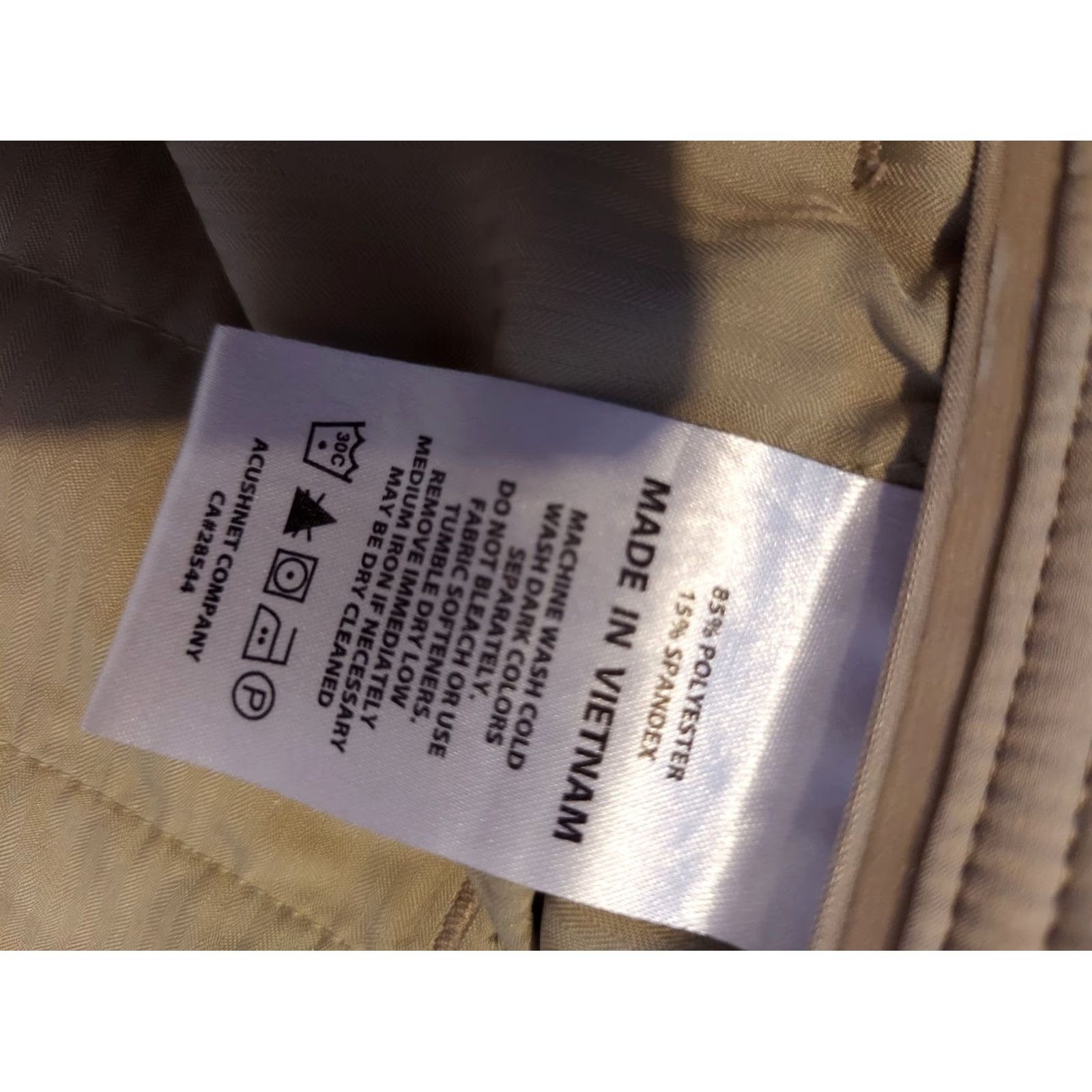 Footjoy FootJoy Mens Shorts 42 Chino Khaki Beige 8.5 Inseam Flat Front Regular 42 in Waist Summer Casual Golf Size US 42 / EU 58 - 6 Thumbnail