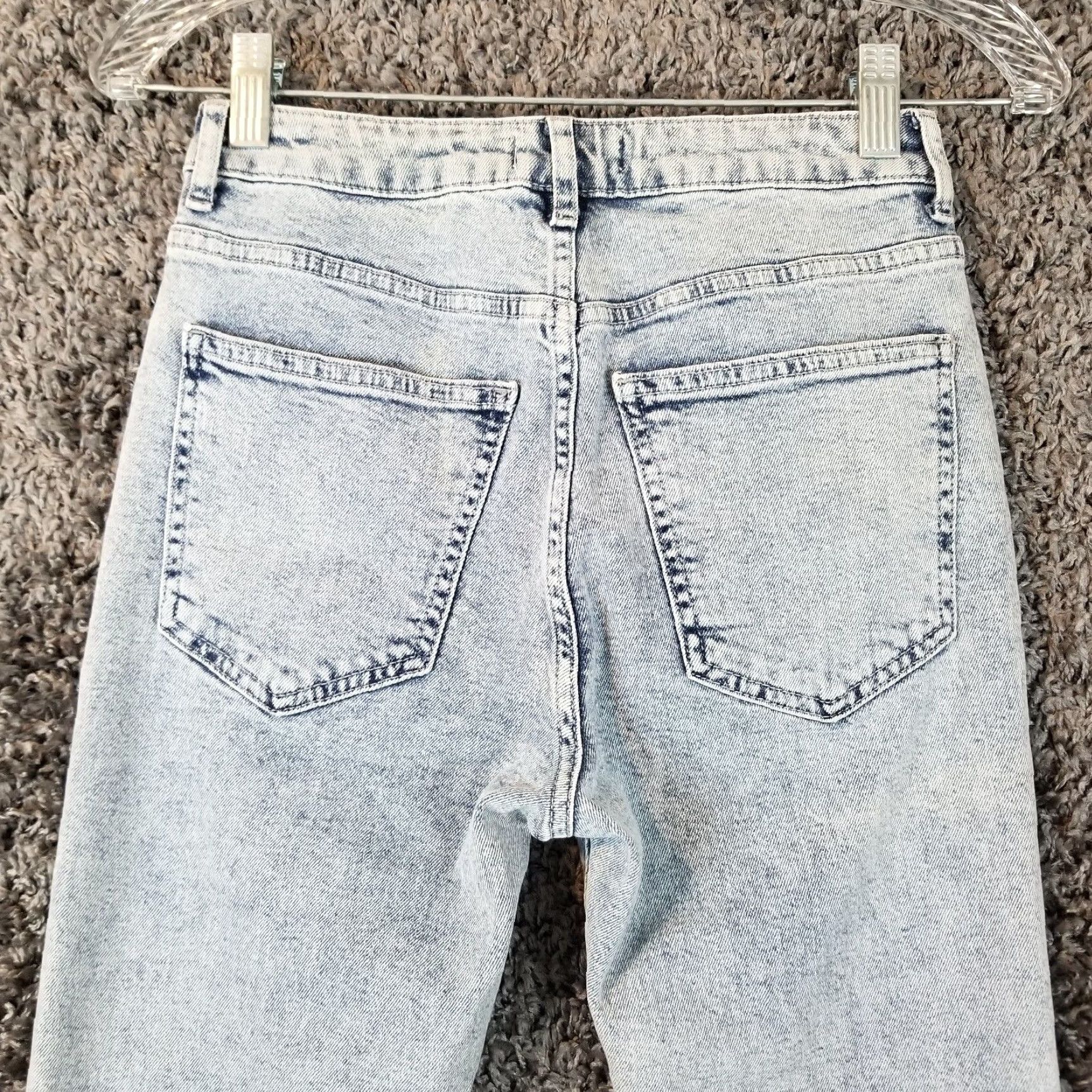 Forever 21 FOREVER 21 Acid Wash Skinny Jeans Size 25 Blue Womens Size 42" / US 20 - 8 Thumbnail