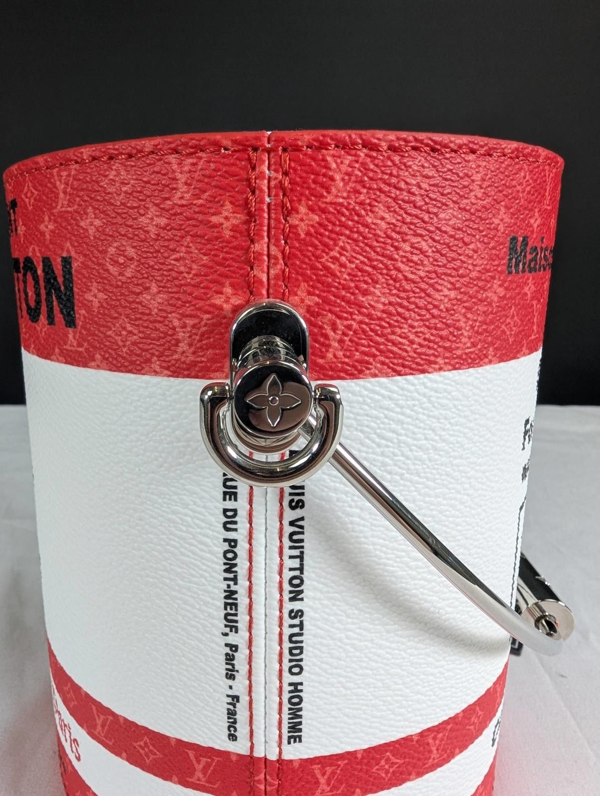 Louis Vuitton LOUIS VUITTON LV PAINT CAN - RED Size ONE SIZE - 10 Thumbnail