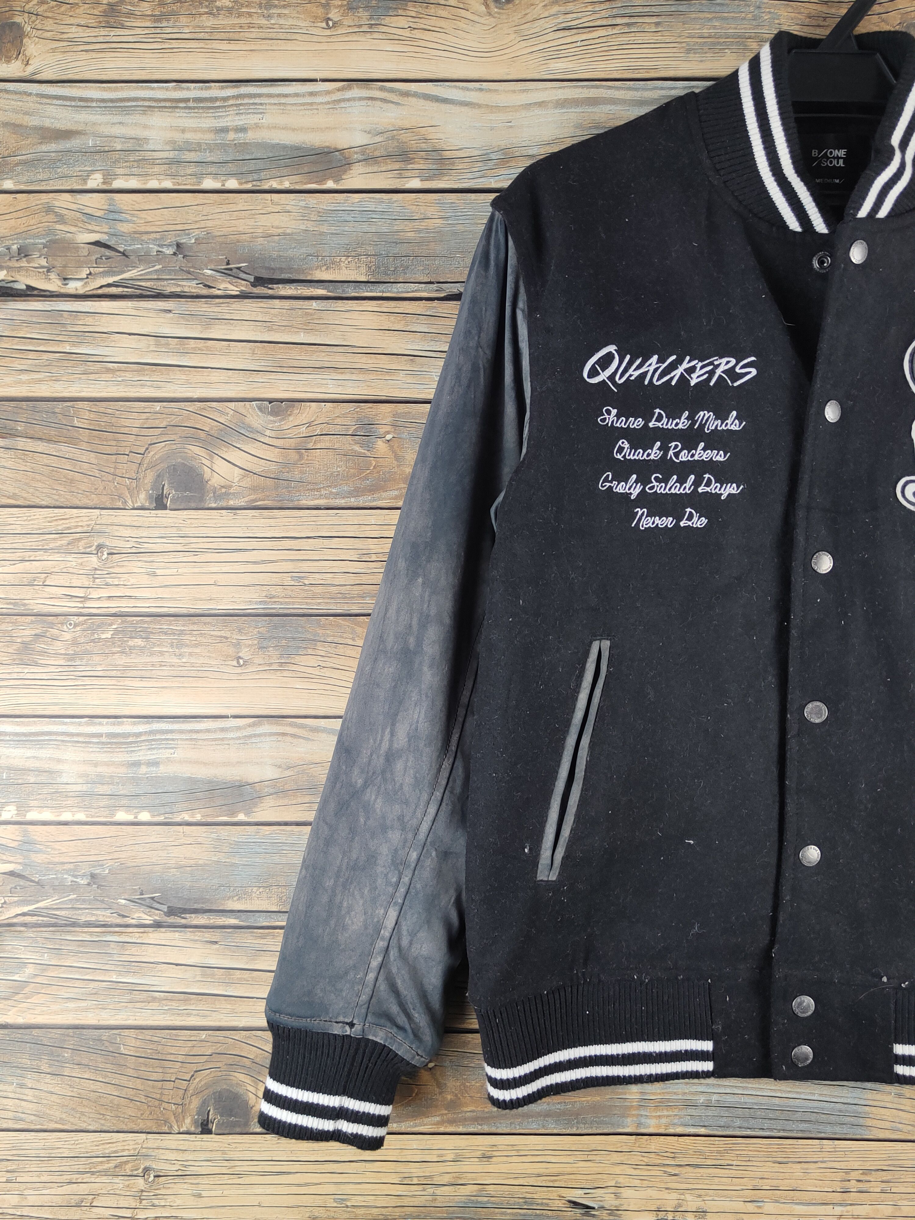 Japanese Brand DL B/one/soul duck Black Varsity Jackets #S2882 Size US M / EU 48-50 / 2 - 4 Thumbnail