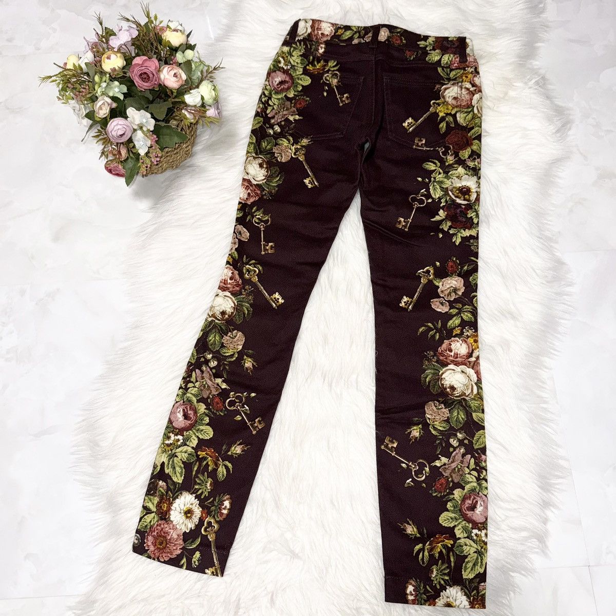 Dolce & Gabbana Authentic Dolce & Gabbana Floral & Key Design Denim Jeans 36 Size 25" / US 0 / IT 36 - 13 Thumbnail