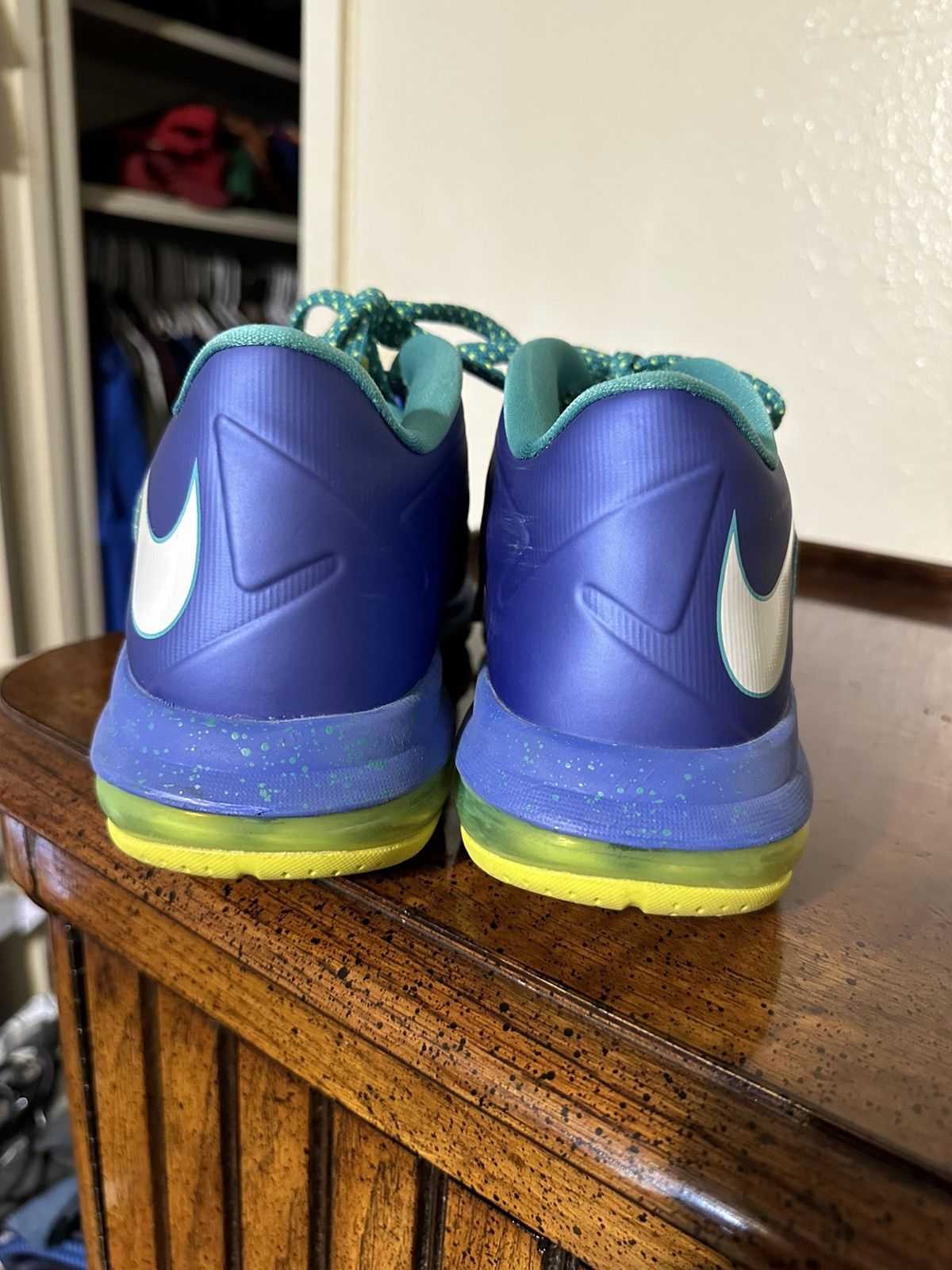Nike × Vintage Vintage Nike Lebron X low “sprite” 2013 size 9.5 Size US 9.5 / EU 42-43 - 5 Thumbnail