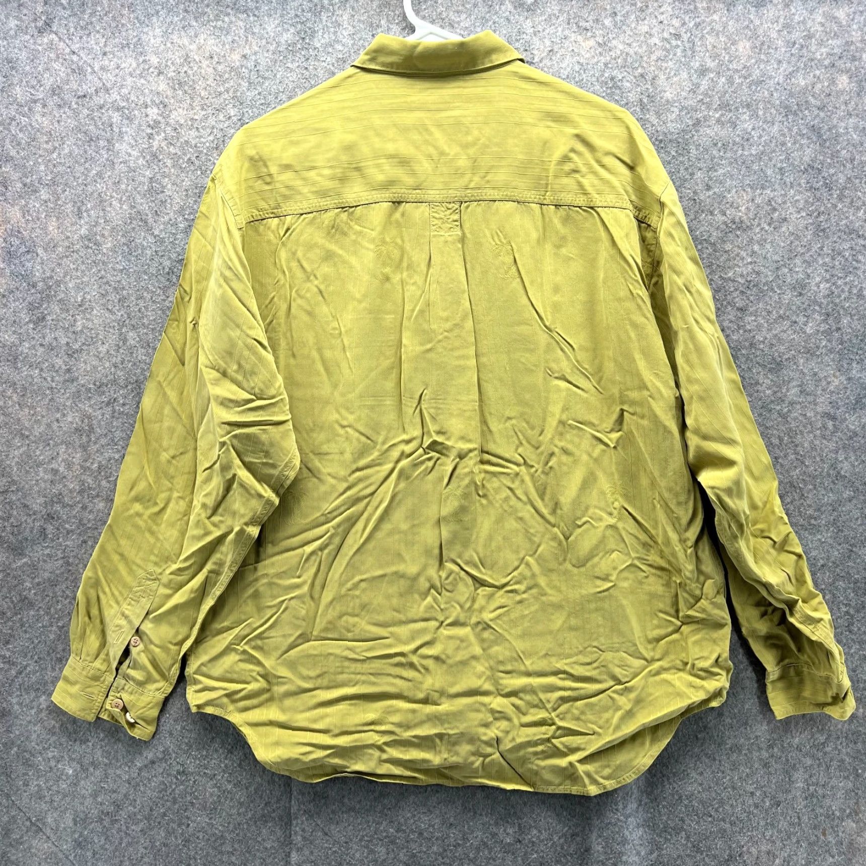 Tommy Bahama **Tommy Bahama Men's Medium Green Silk Button-Down Shirt** User: **Tommy Bahama Men's Medium Green Silk Button-Down Shirt** Size US M / EU 48-50 / 2 - 2 Thumbnail
