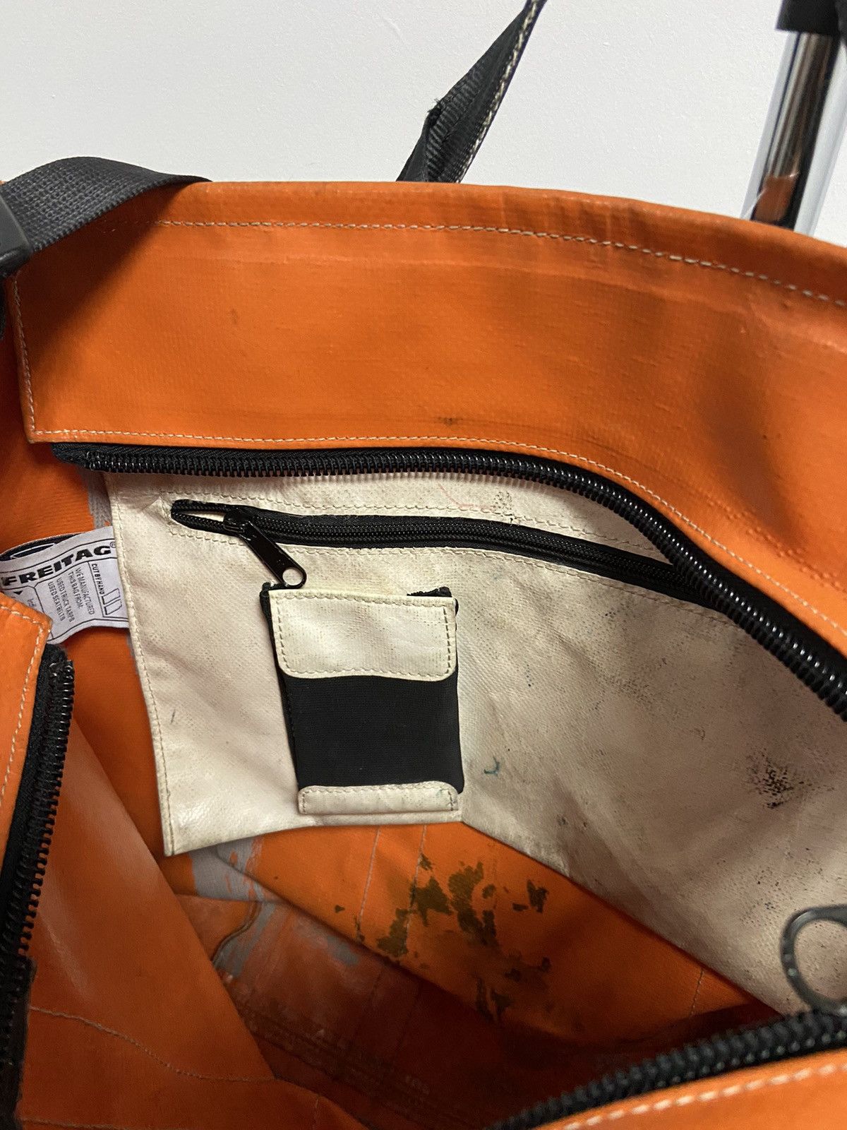 Freitag × Vintage Freitag Vintage Waterproof Shoulder Bag Recycle ♻️ Size ONE SIZE - 8 Thumbnail