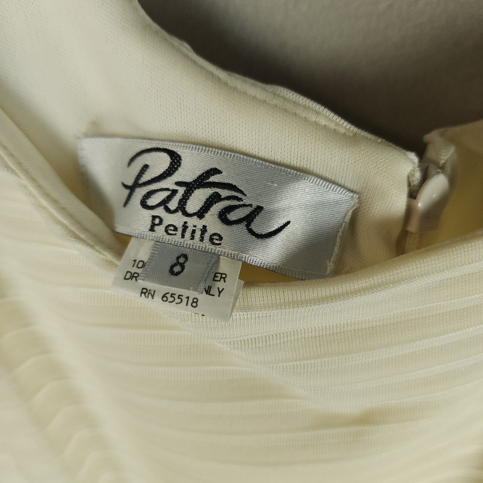 Vintage Patra Petite Full Length Two-Toned Beige/Blk Sheath Dress 8P Size M / US 6-8 / IT 42-44 - 9 Thumbnail