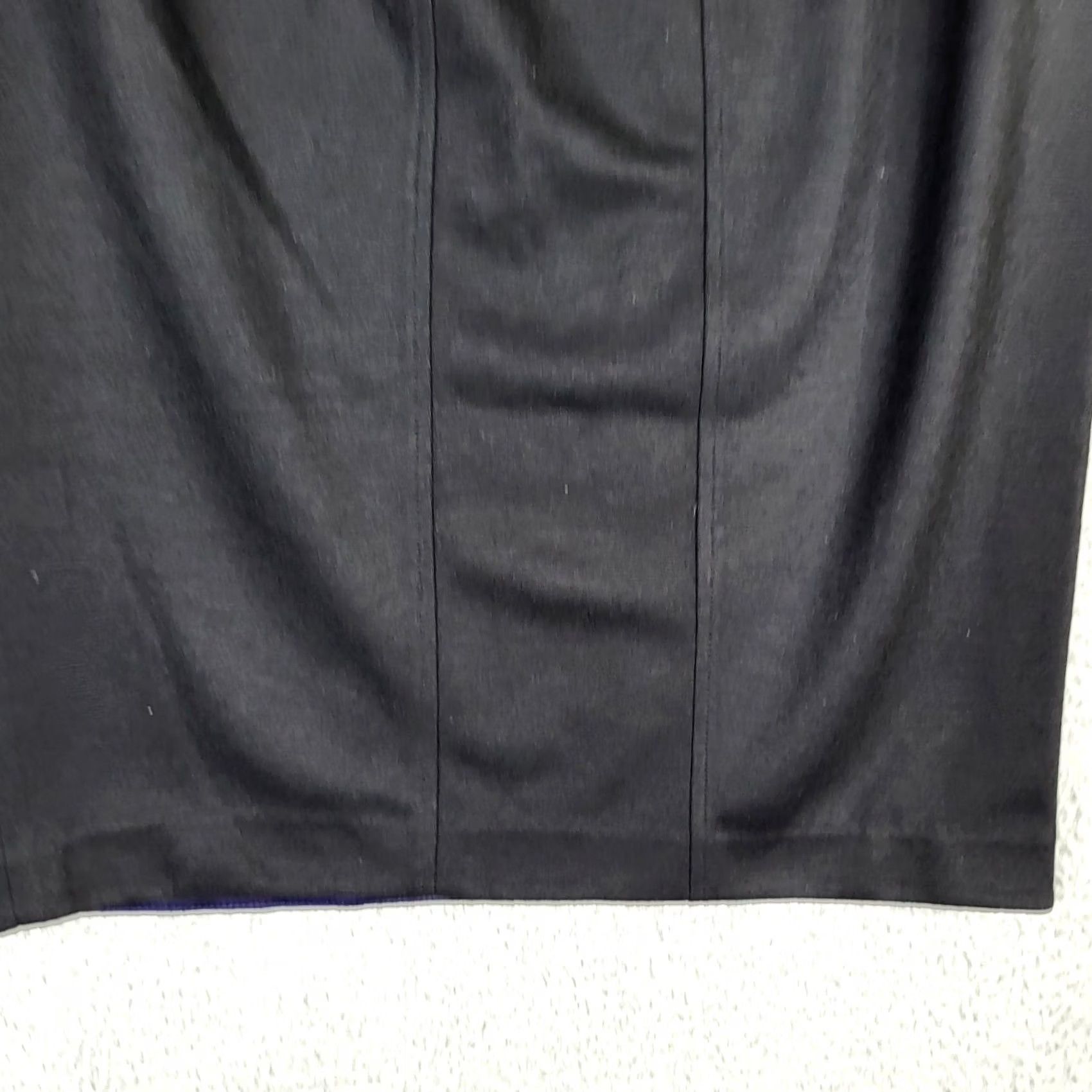 Diane von Furstenberg Diane von Furstenberg Skirt Black Wool Pencil Size 10 Women's Knee Length Vintage No Size 32" / US 10 / IT 46 - 6 Thumbnail