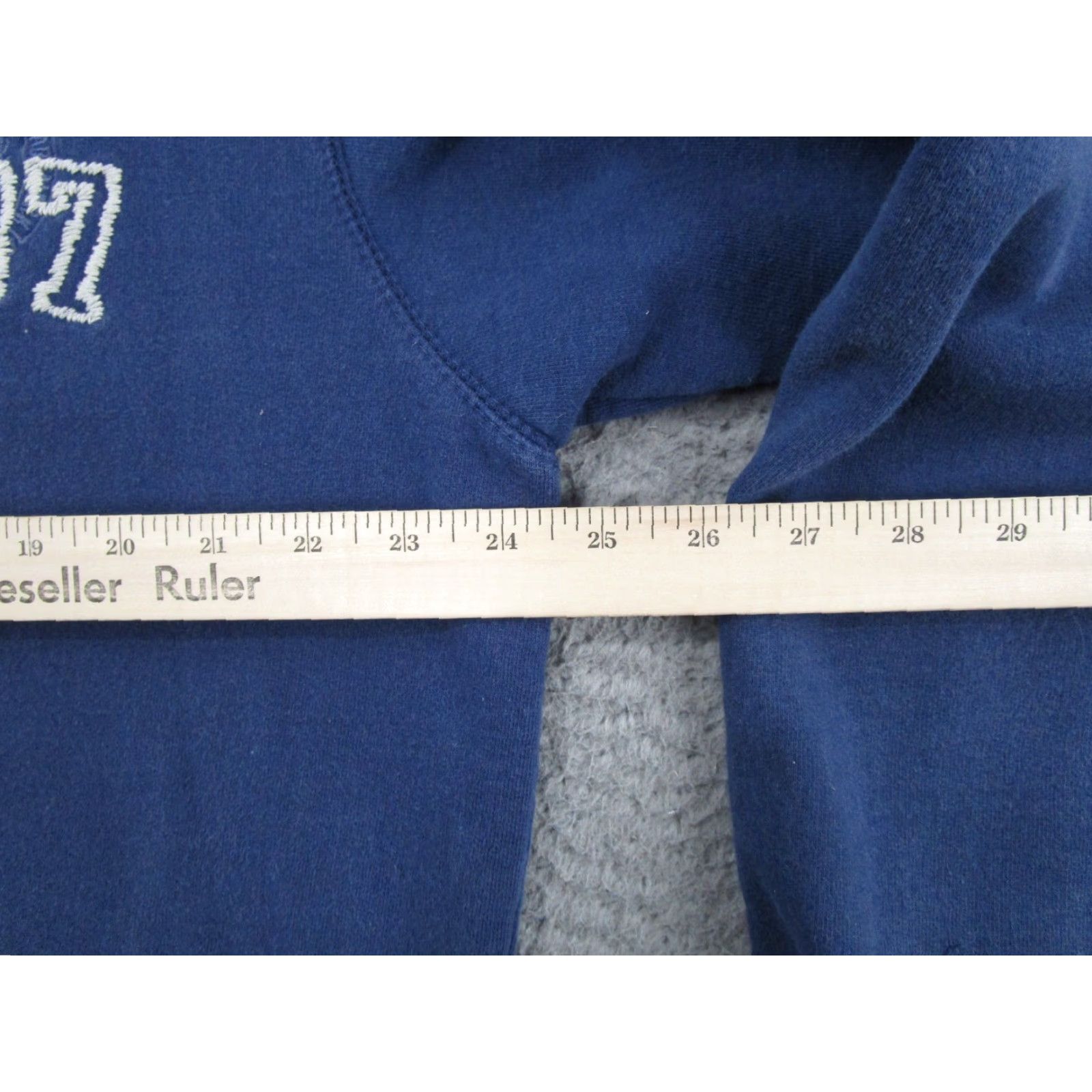 Aeropostale VINTAGE Aeropostale Mens Sweatshirt Hoodie Pullover Crew Neck Long Sleeve Blue L Grunge 90s Sports Winter Spring Fall All Seasons Logo Size US L / EU 52-54 / 3 - 6 Thumbnail