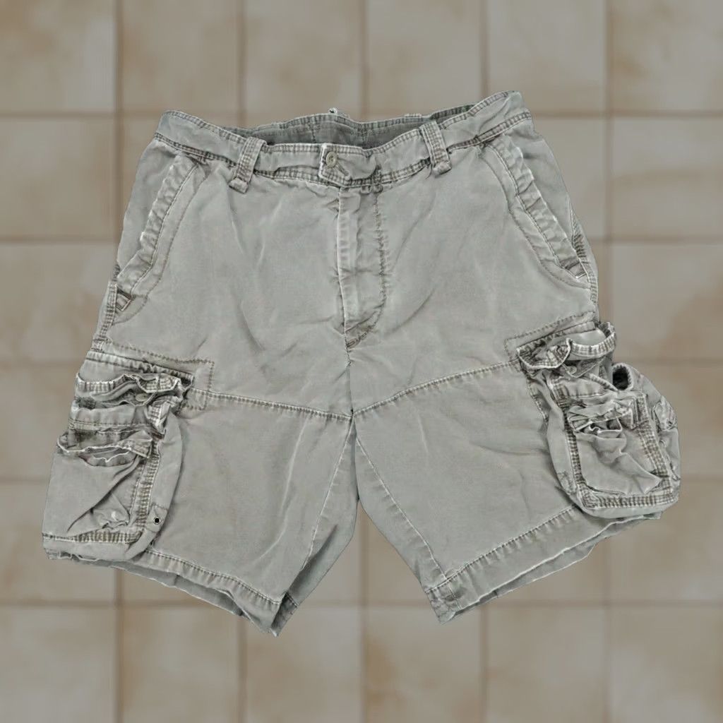Polo Ralph Lauren Polo Ralph Lauren Shorts Mens 34 Gray Cargo Pocket Distressed VTG Size US S / EU 44-46 / 1 - 1 Thumbnail