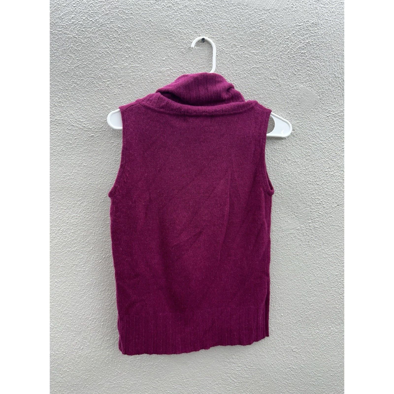 Vintage VTG Survival Womens Sleeveless Crowl Neck Sweater Tank Top Small Purple NWT Knit Angora Nylon Lambswool All Seasons Pullover 0? Size S / US 4 / IT 40 - 7 Thumbnail