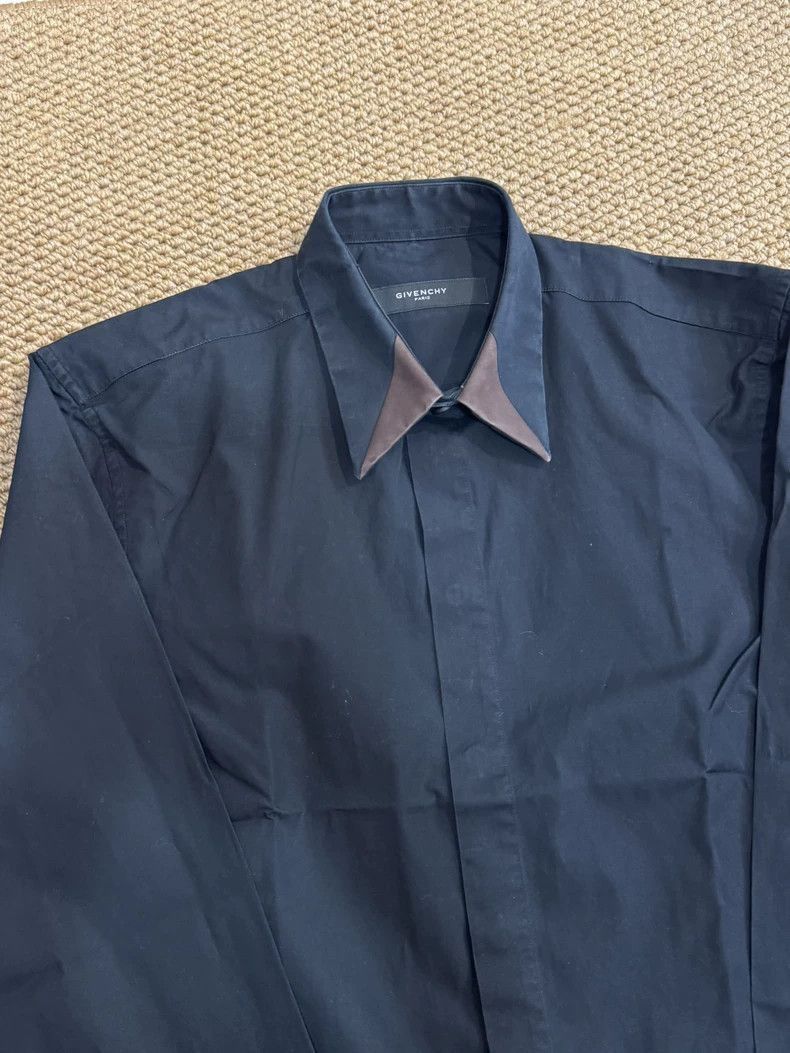 Givenchy Givenchy Givenchy Navy Long Sleeve Shirt with Color Collar Size US M / EU 48-50 / 2 - 3 Thumbnail