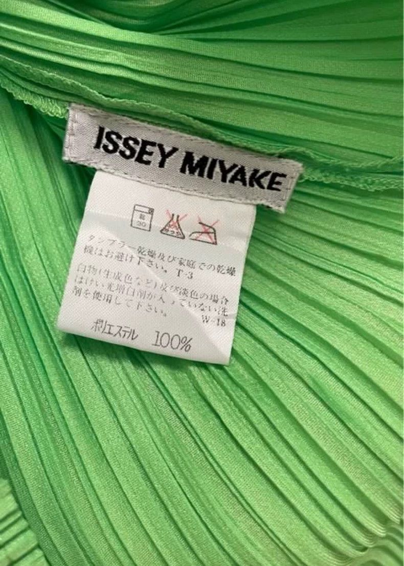 Issey Miyake Issey Miyake Green pleated vest Size M / US 6-8 / IT 42-44 - 3 Thumbnail