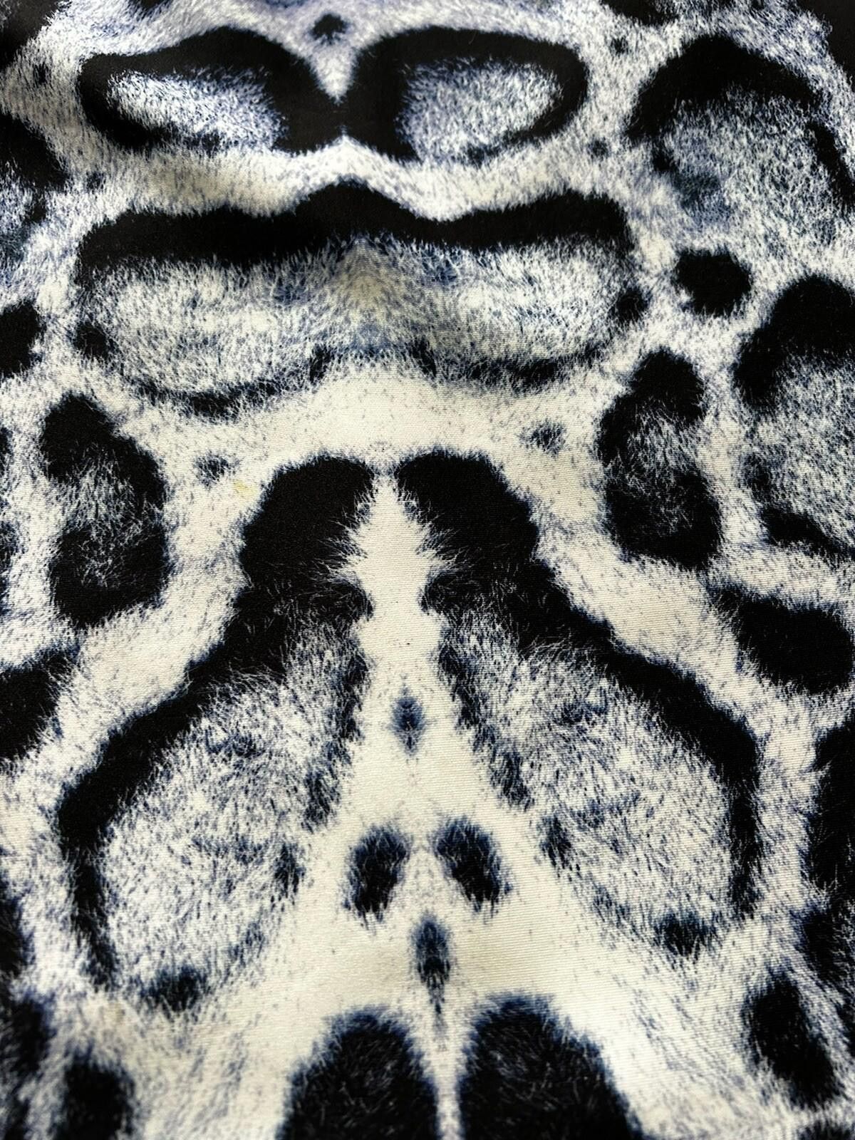 Kokaine Kookai Animal Print Pencil Skirt White Navy-Sz 34/AU 6-8(07) Size 30" / US 8 / IT 44 - 4 Thumbnail