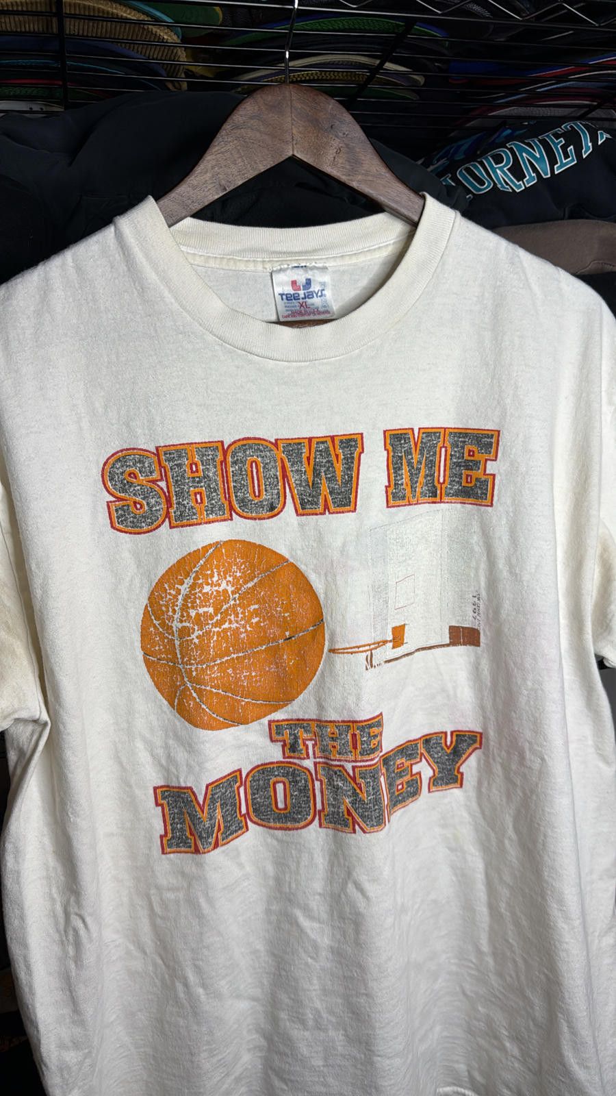 TEE JAYS Vintage 1997 Show Me The Money Basketball T-Shirt Size US XL / EU 56 / 4 - 2 Thumbnail