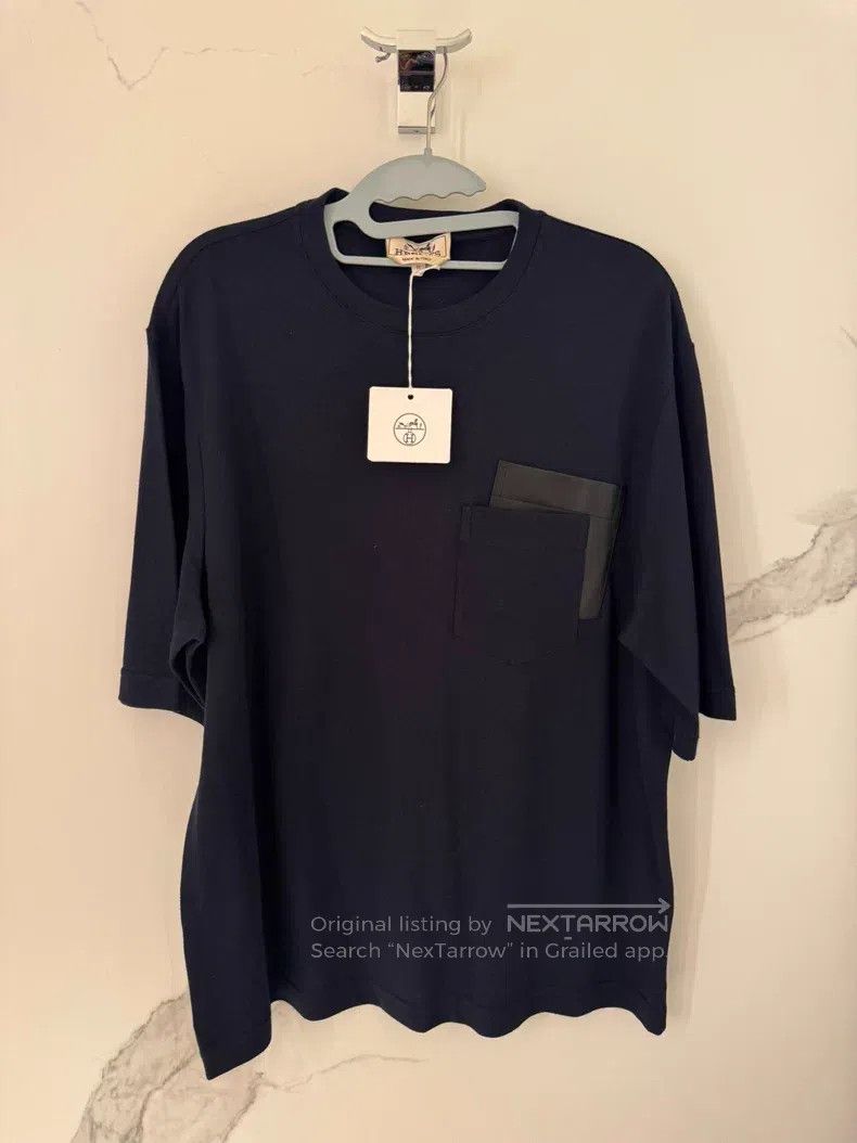 Hermes Hermes Short sleeve navy blue leather pocket T-shirt Size US M / EU 48-50 / 2 - 1 Thumbnail
