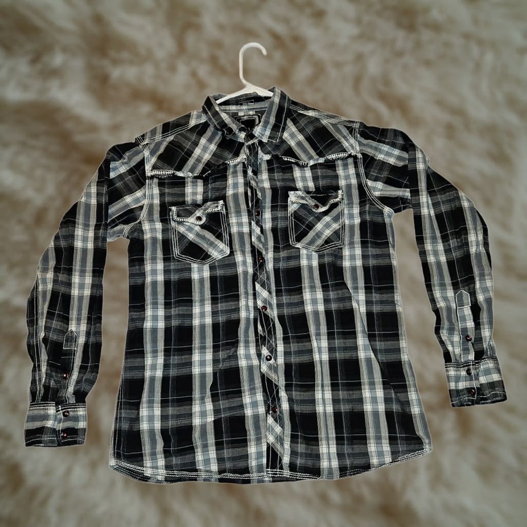 BKE BKE Plaid Long Sleeve Shirt Men's XL Slim Fit Navy Blue Collared Snap Buckle Preppy Western Cowboy Hipster Easy Care Lightweight Cotton Button-Up Size US XL / EU 56 / 4 - 1 Thumbnail