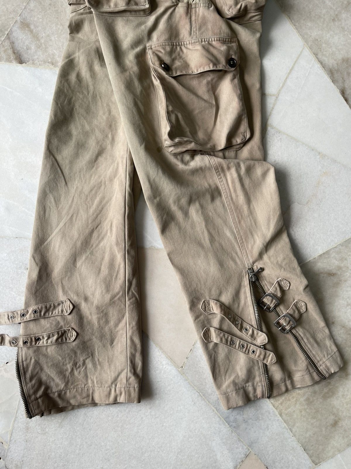 Dolce & Gabbana 2000s Dolce & Gabbana 3D Cargo Pants Size US 32 / EU 48 - 6 Thumbnail