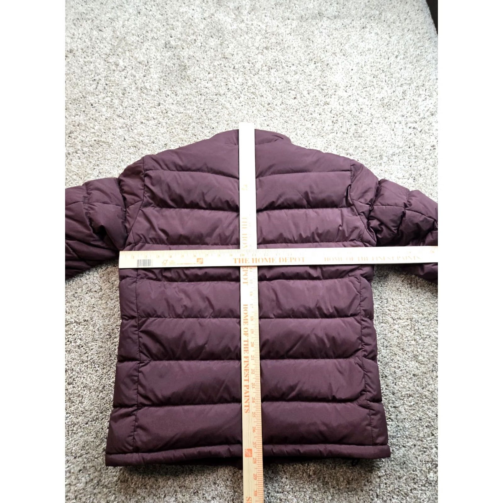 Uniqlo Uniqlo Down Jacket Womens L Burgundy Quilted Full Zip Pockets Lightweight Size L / US 10 / IT 46 - 7 Thumbnail