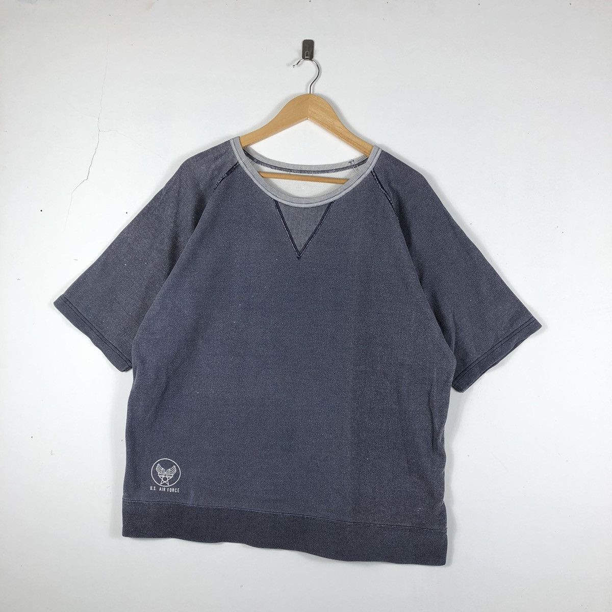 AVIREX U.S. Air Force Shortsleeve Sweatshirt