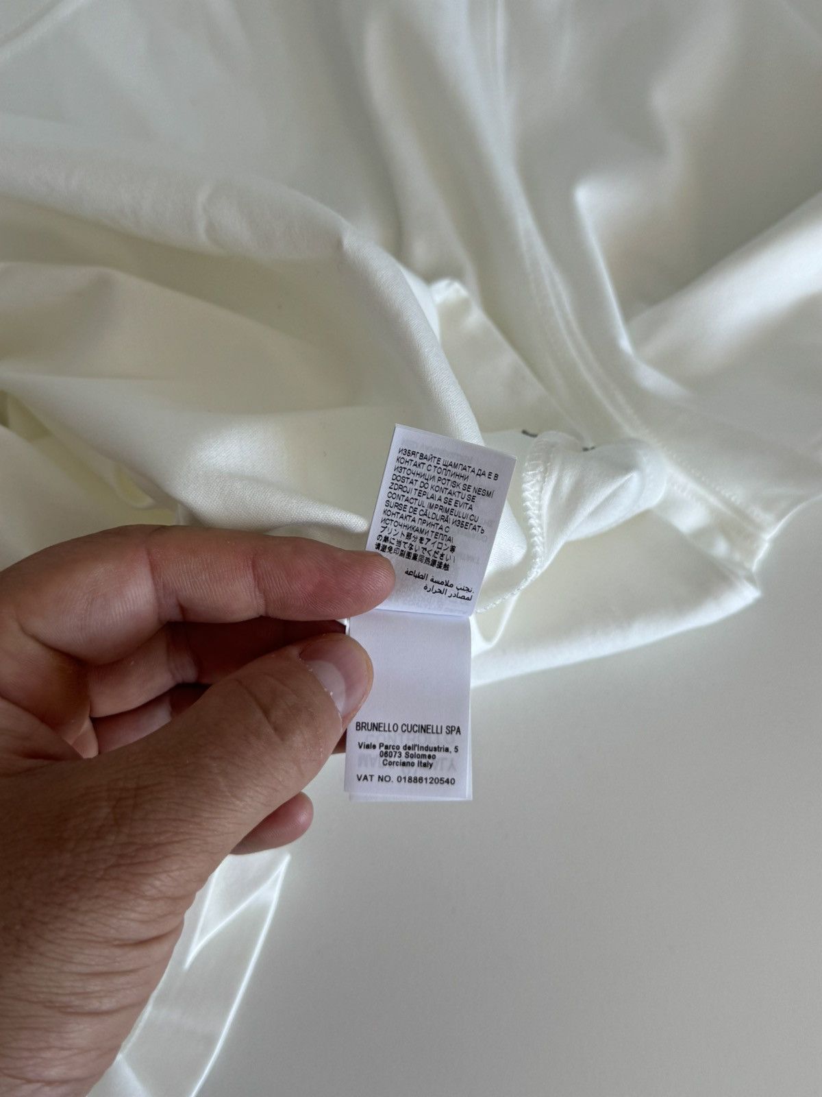 Brunello Cucinelli BRUNELLO CUCINELLI TEE | SIZE 48 Size US M / EU 48-50 / 2 - 14 Thumbnail